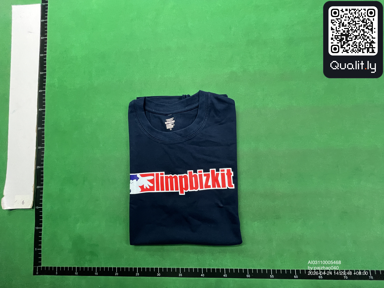 T-Shirt — QC-Foto 1 von 4