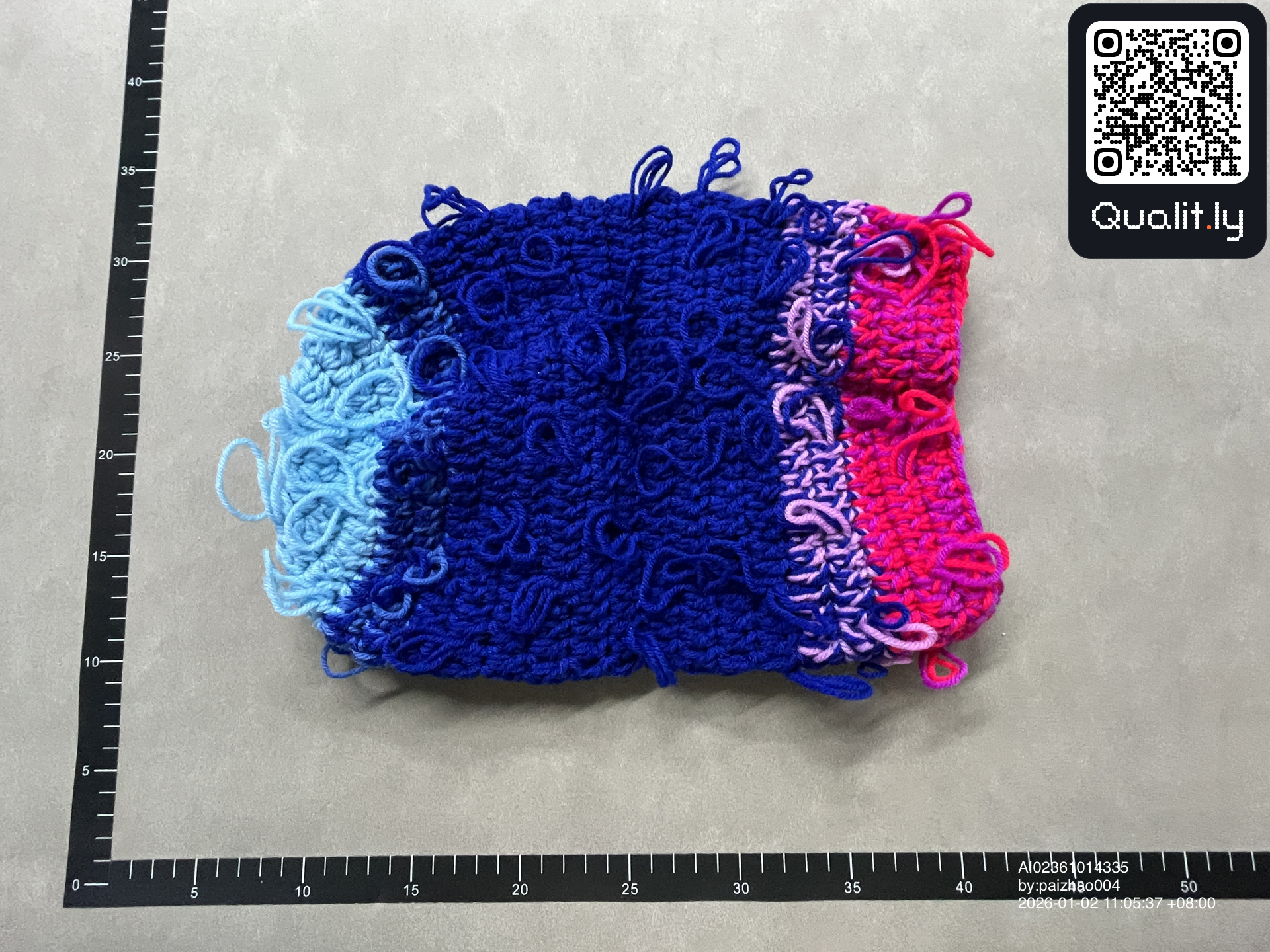 Sweater QC photo 2 of 16