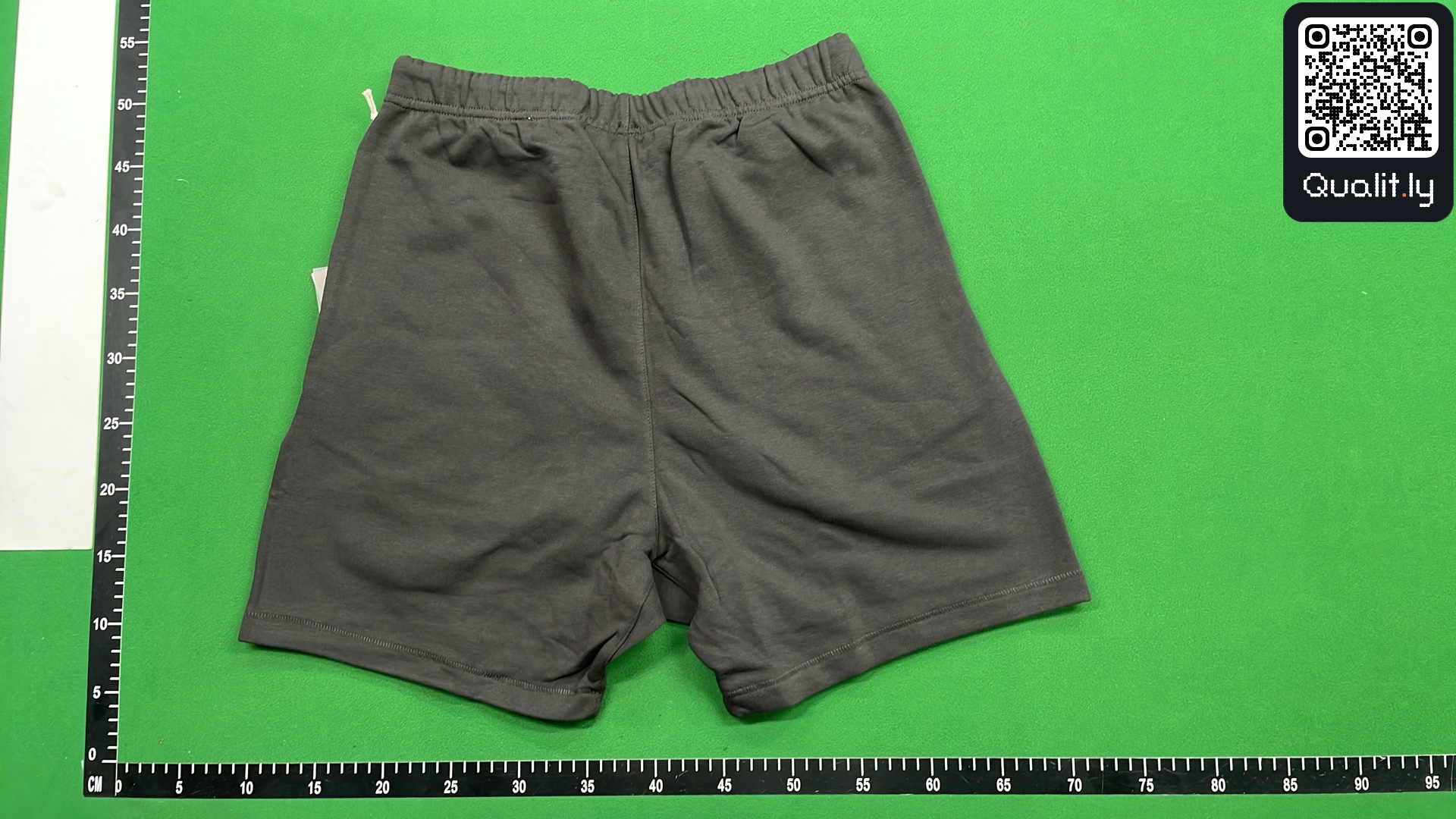 Shorts QC photo 3 of 266