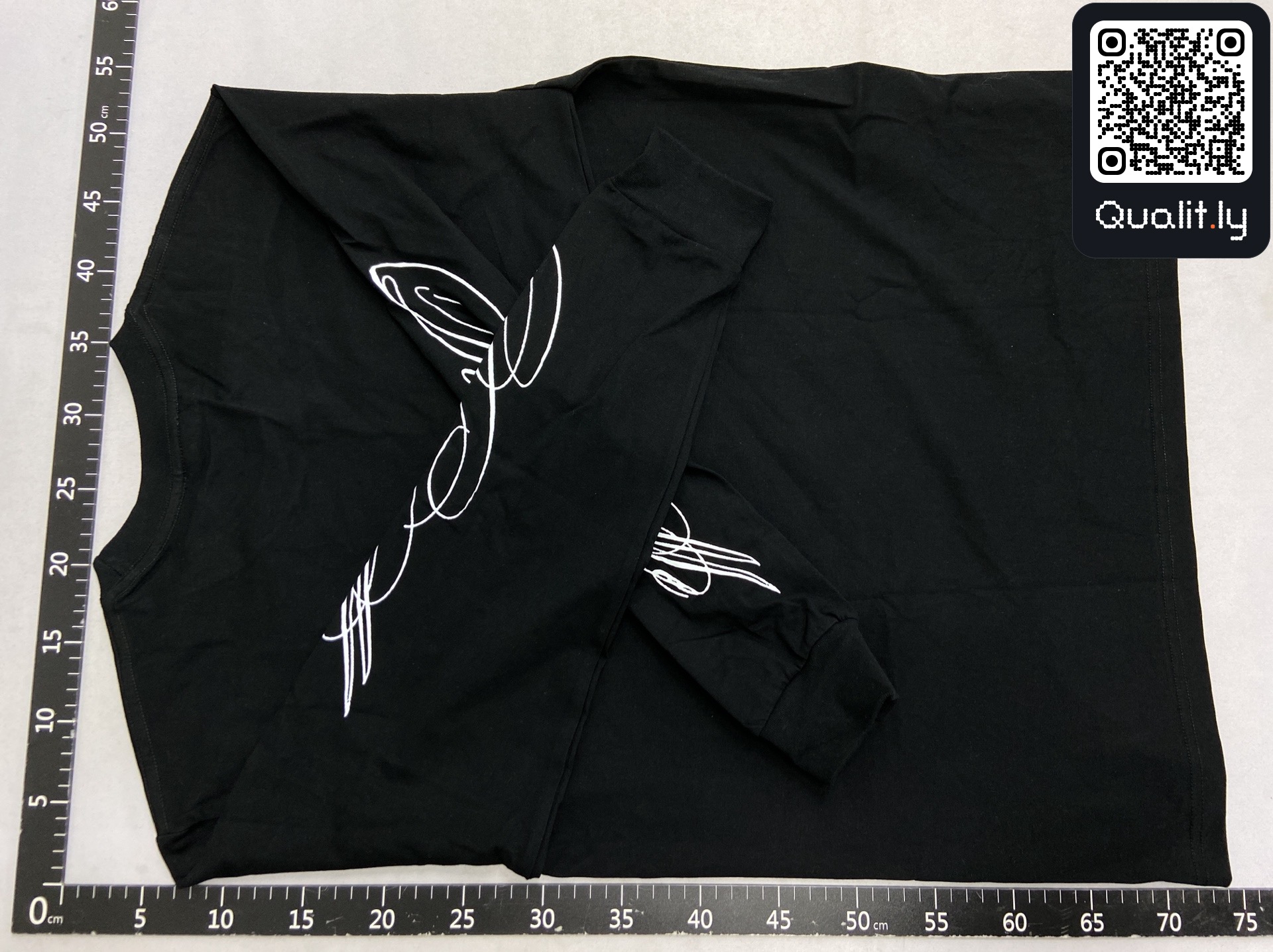 T-shirt QC photo 2 of 107