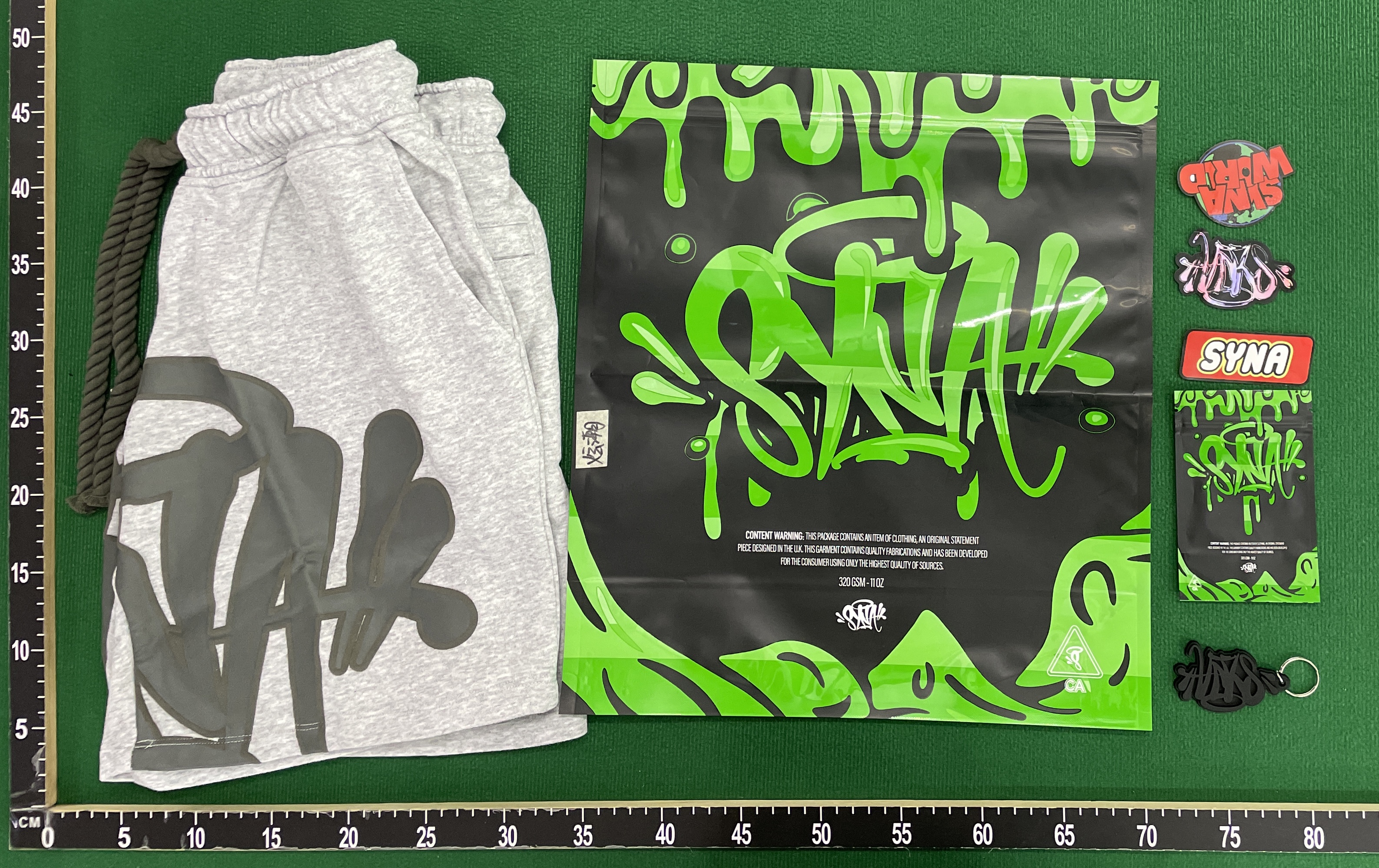 T-shirt — foto QC 1 di 10
