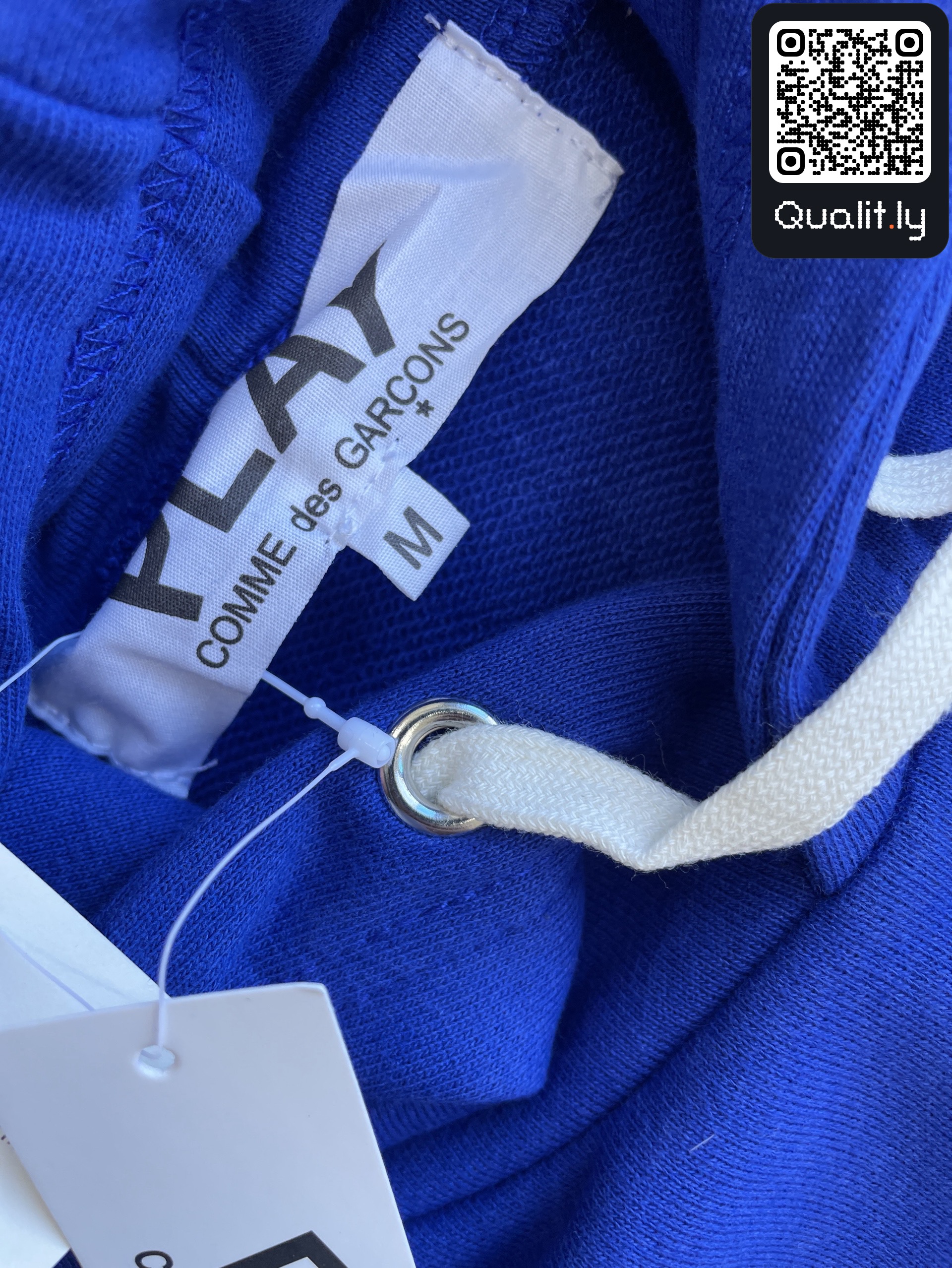 Hoodie QC photo 2 of 125