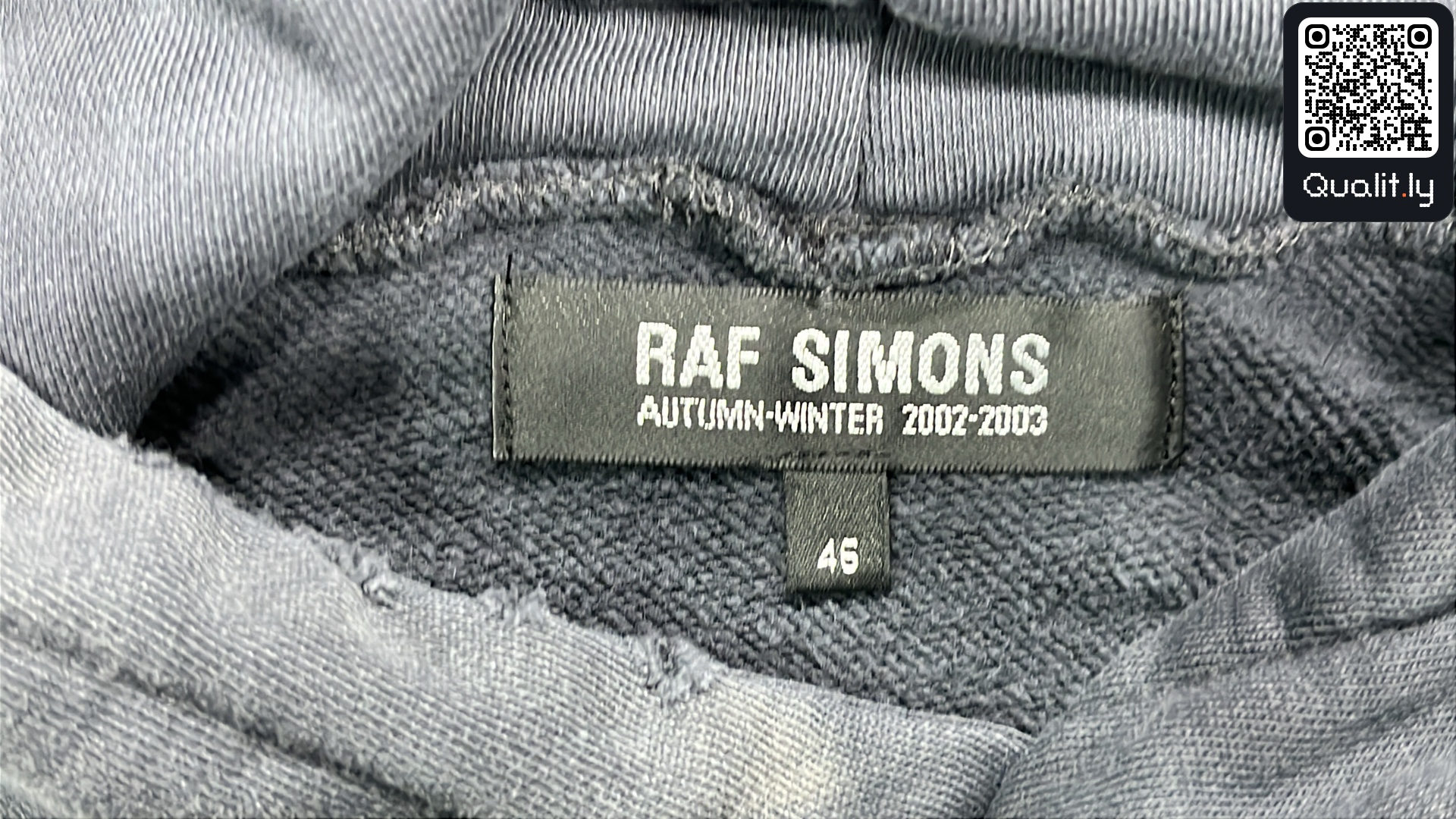 Hoodie — QC-foto 1 av 14