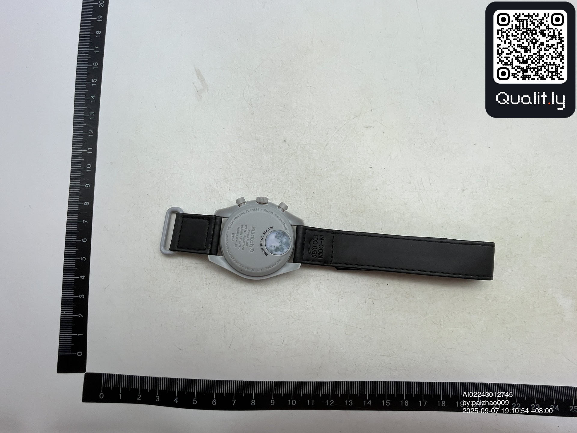 Horloge — QC-foto 2 van 39