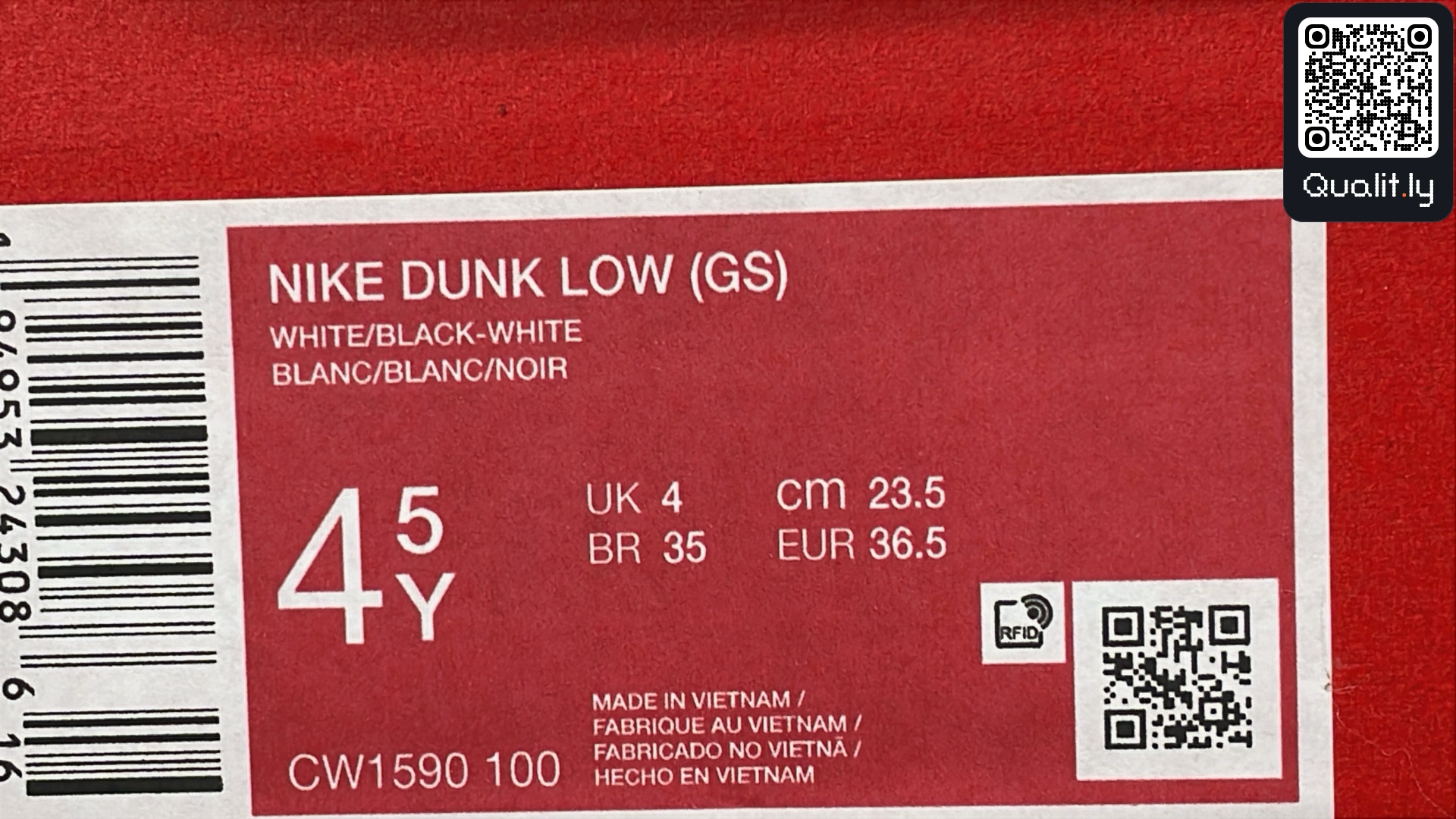 Sneakers QC photo 2 of 6
