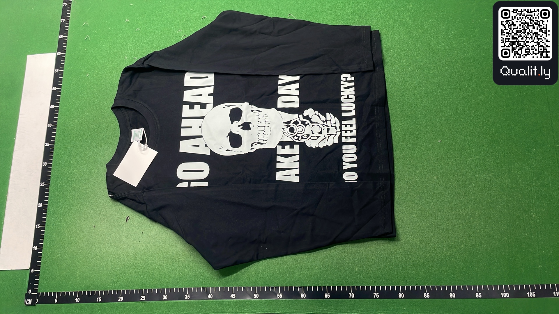 T-shirt QC photo 2 of 8