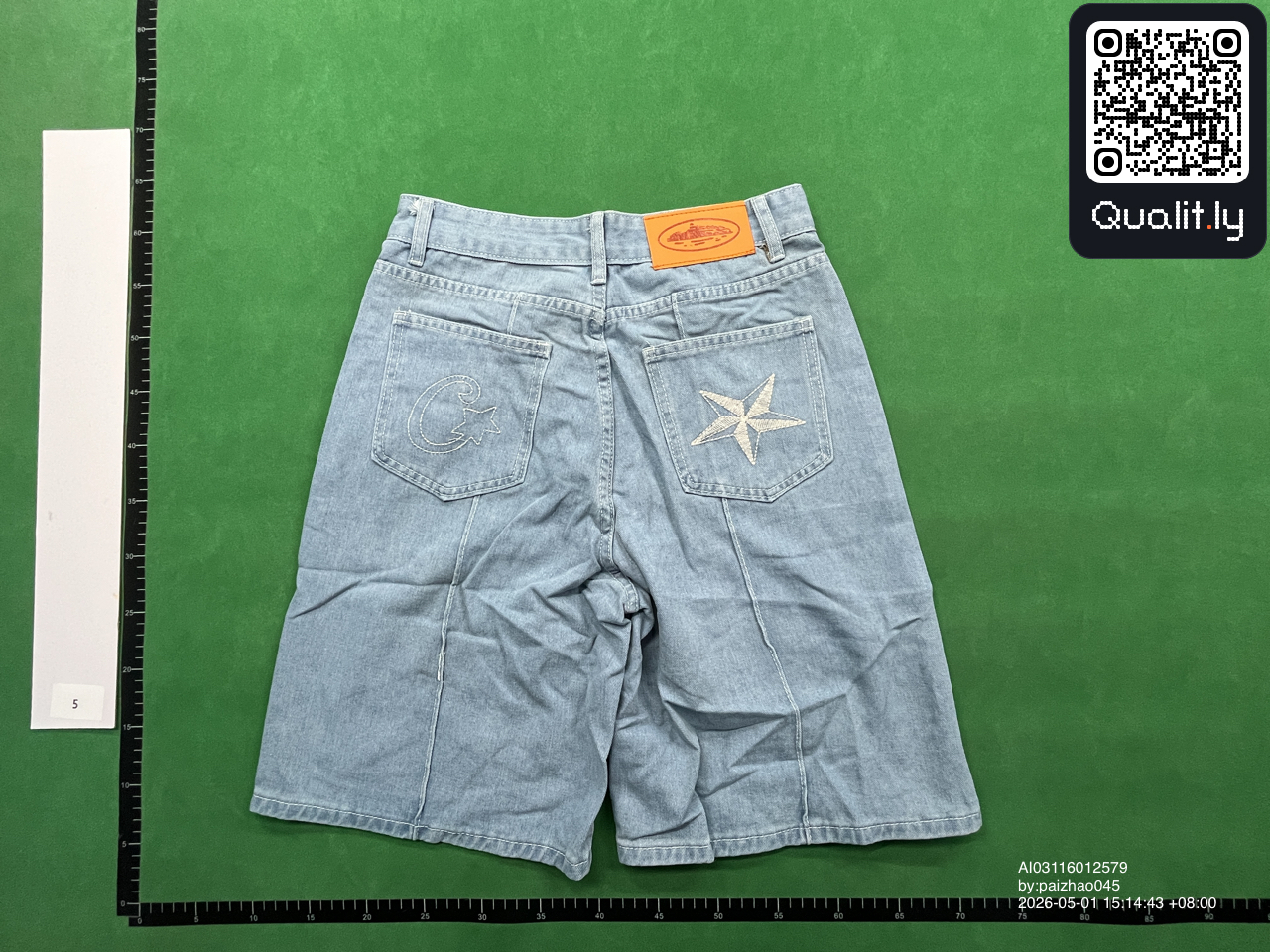 Jeans — QC-foto 2 av 26