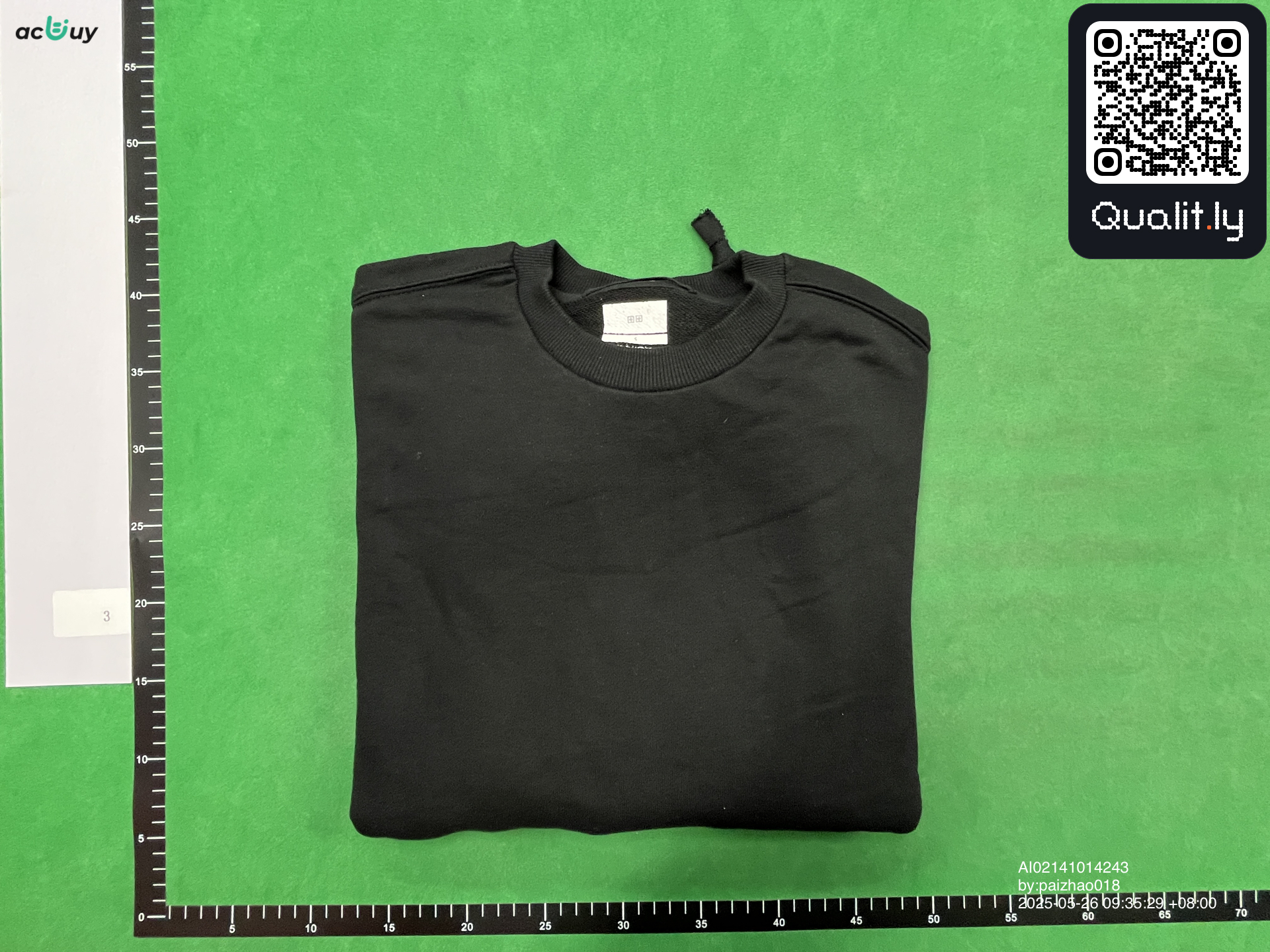 Sweat — photo QC 1 sur 4