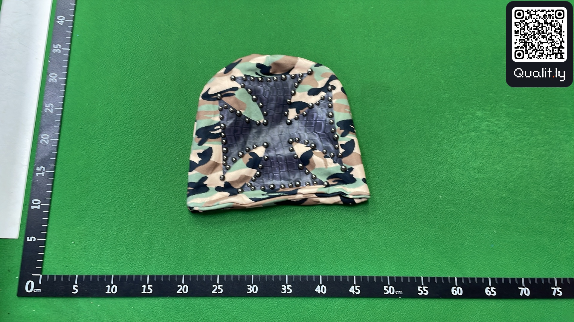 Beanie QC photo 1 of 3