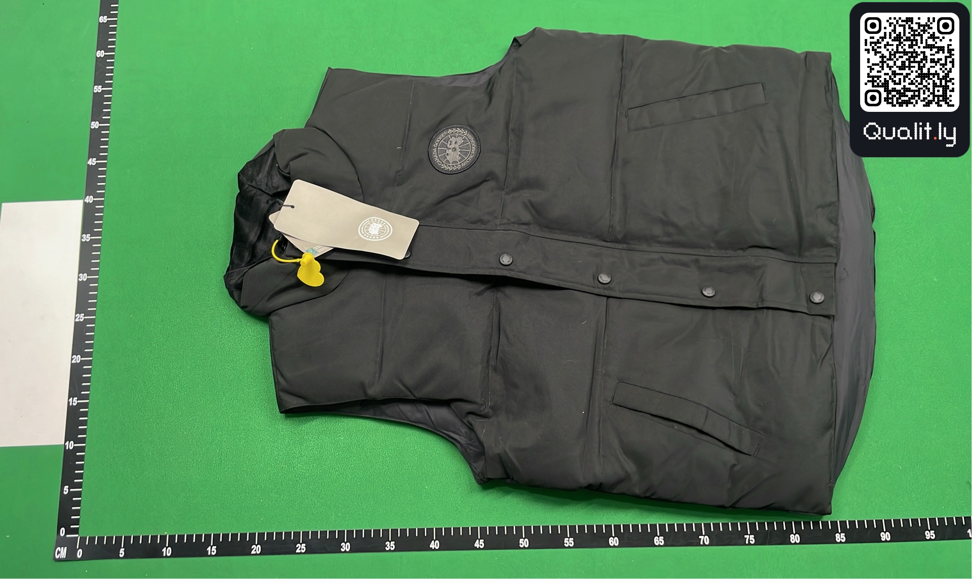 Jacket QC photo 2 of 26