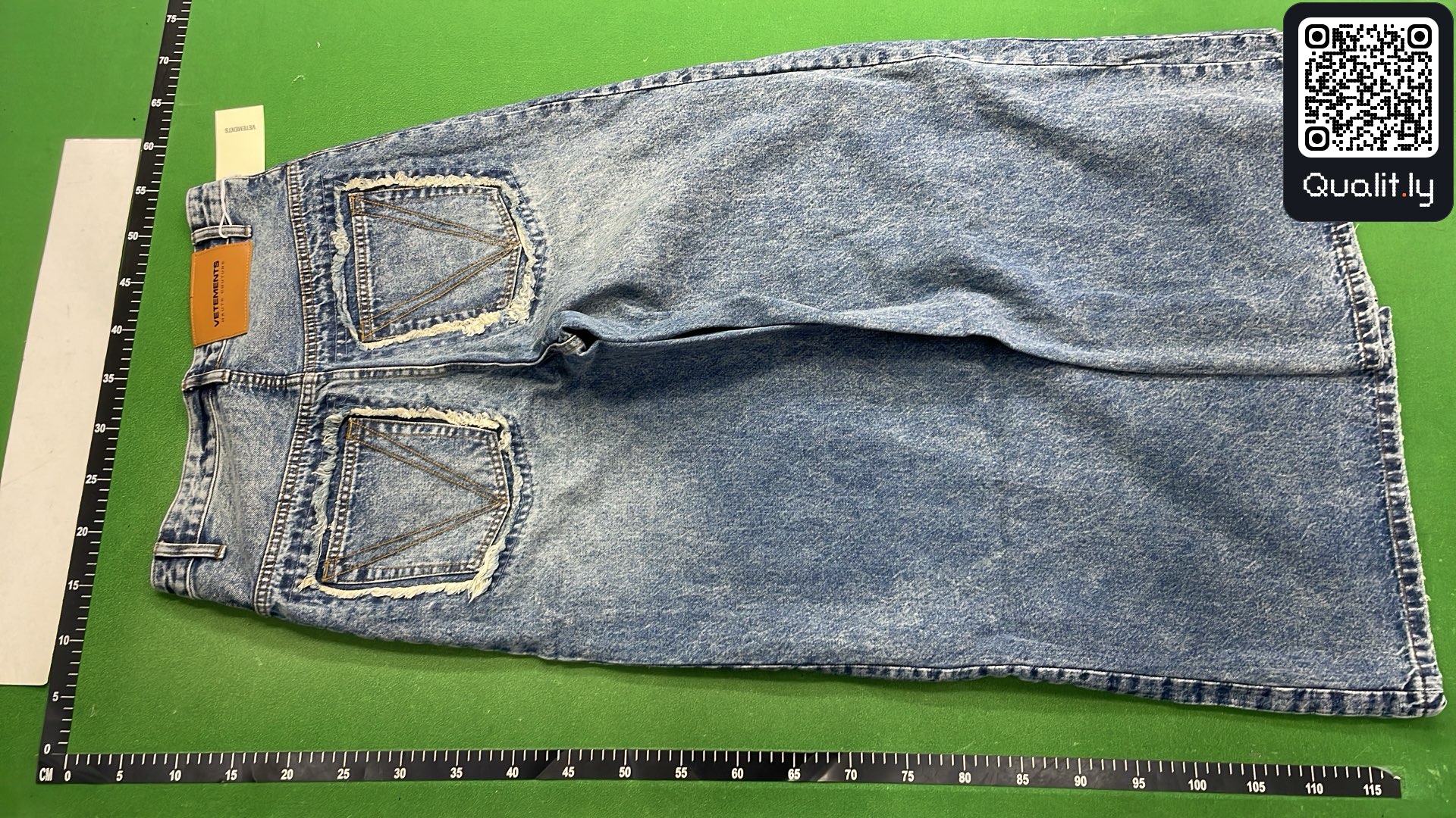 Jeans — QC-foto 3 av 22