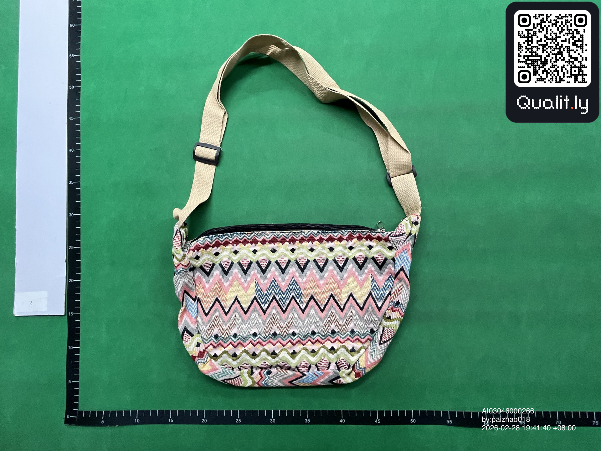 Borsa — foto QC 3 di 3