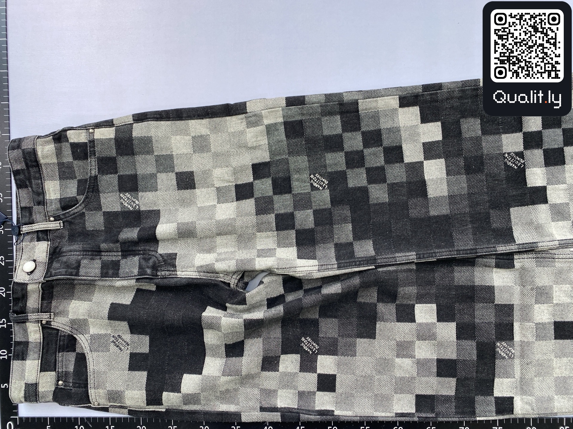 Hose — QC-Foto 2 von 12