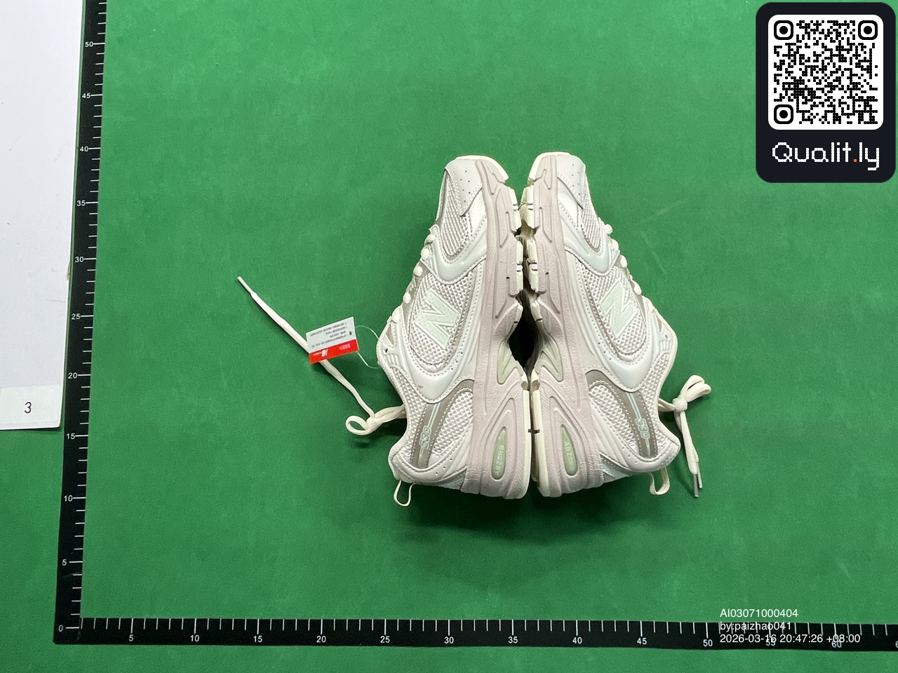 球鞋 QC 照片 2 / 36