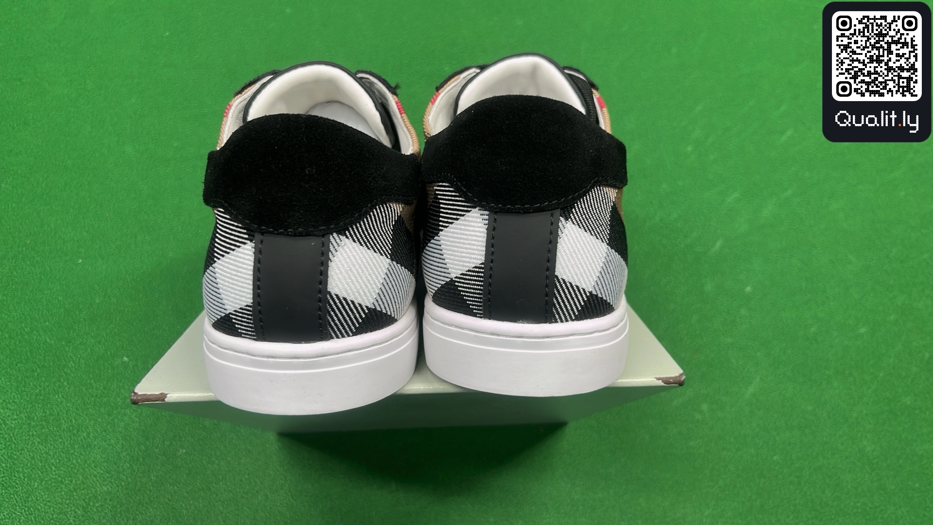 Sneakers — QC-foto 3 av 18
