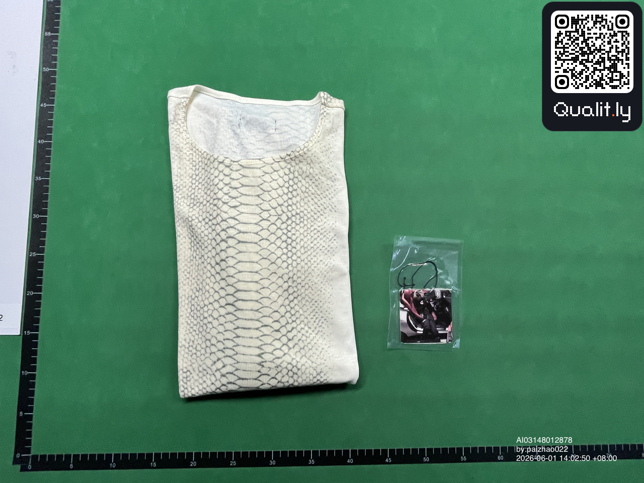 T-shirt — QC-foto 2 av 22