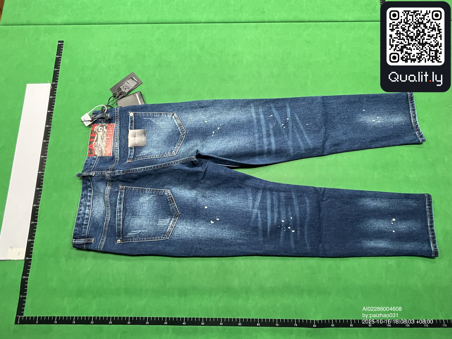 牛仔裤 QC 照片 2 / 8
