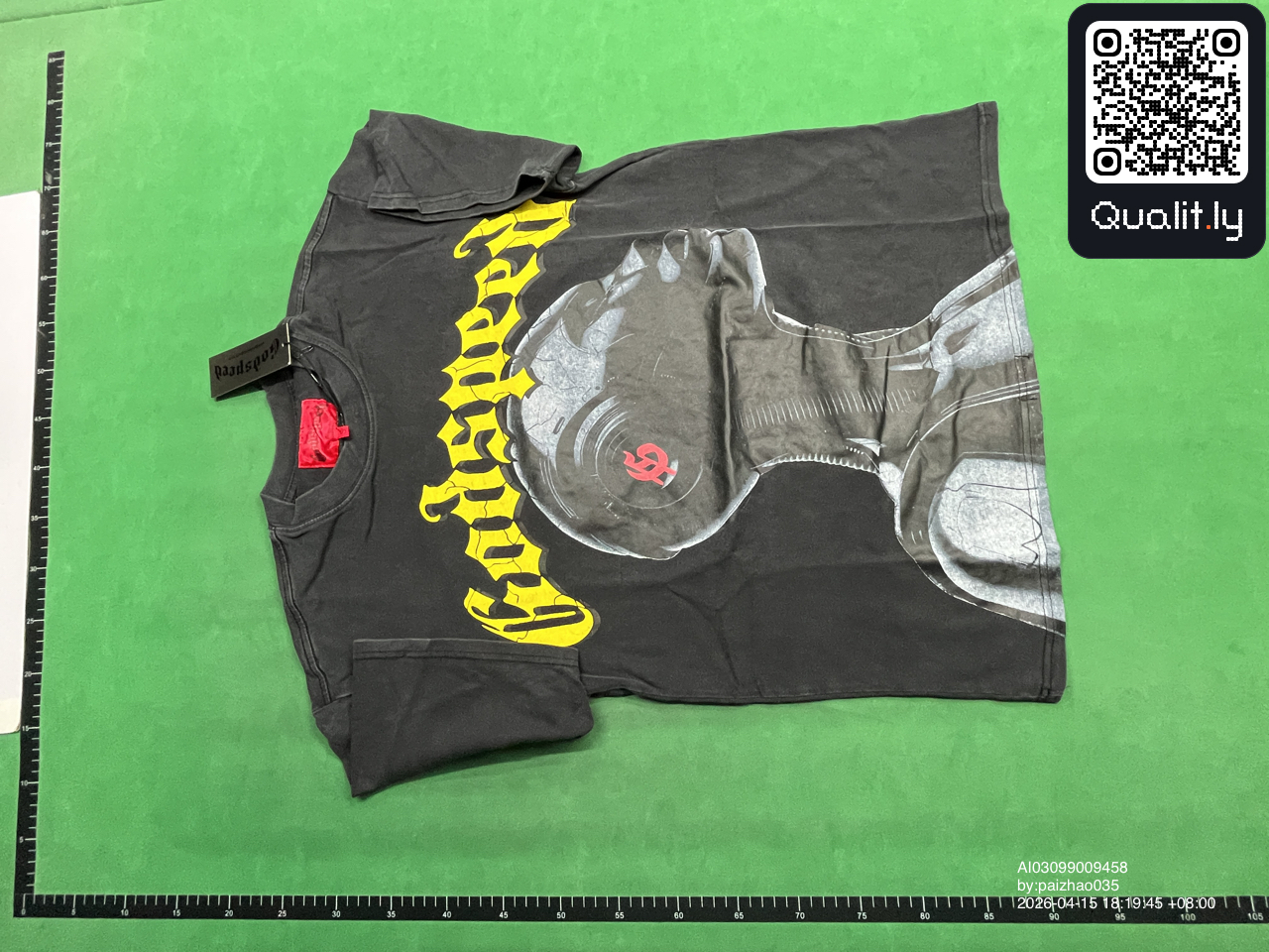 T-shirt QC photo 3 of 10
