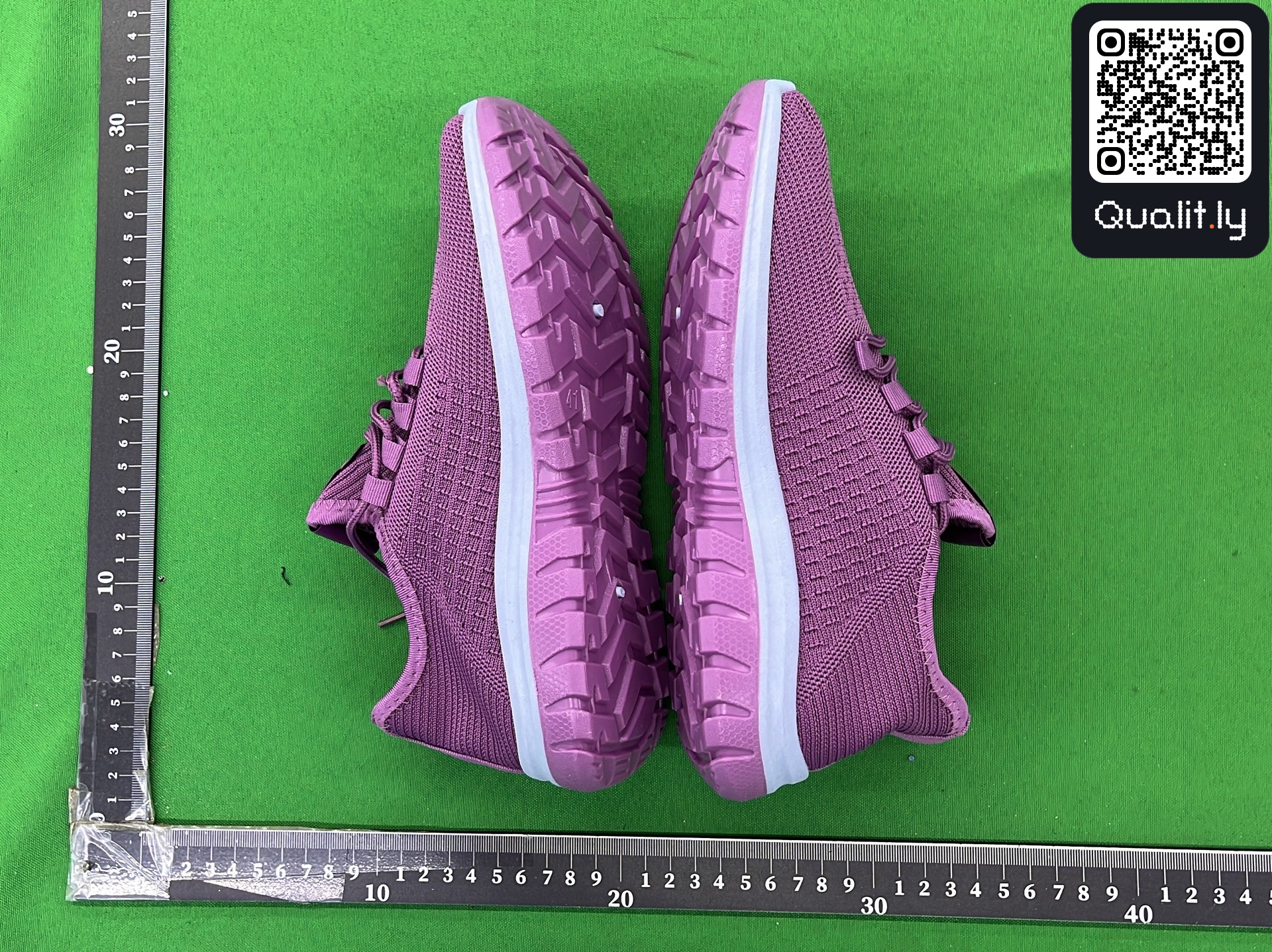 Sneakersy — zdjęcie QC 3 z 6