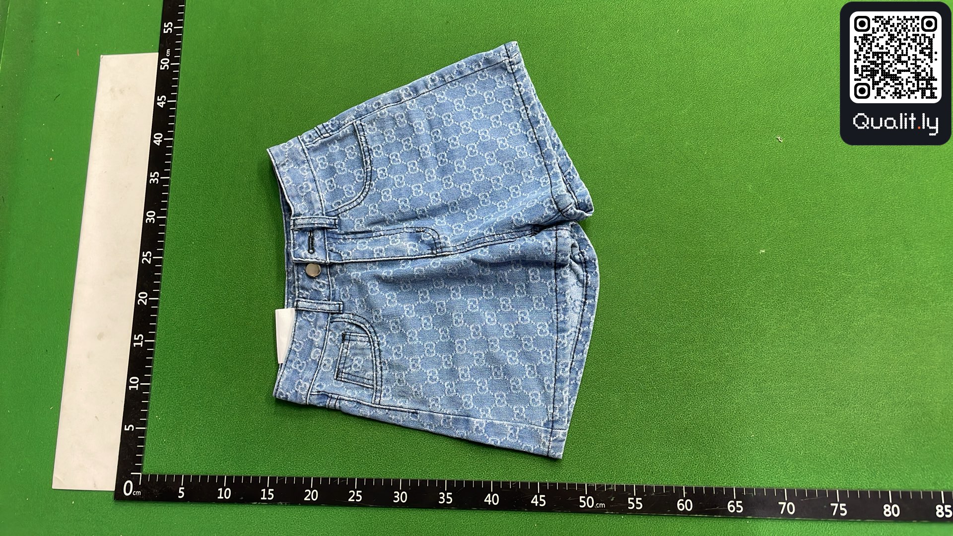 Jeans QC photo 2 of 4