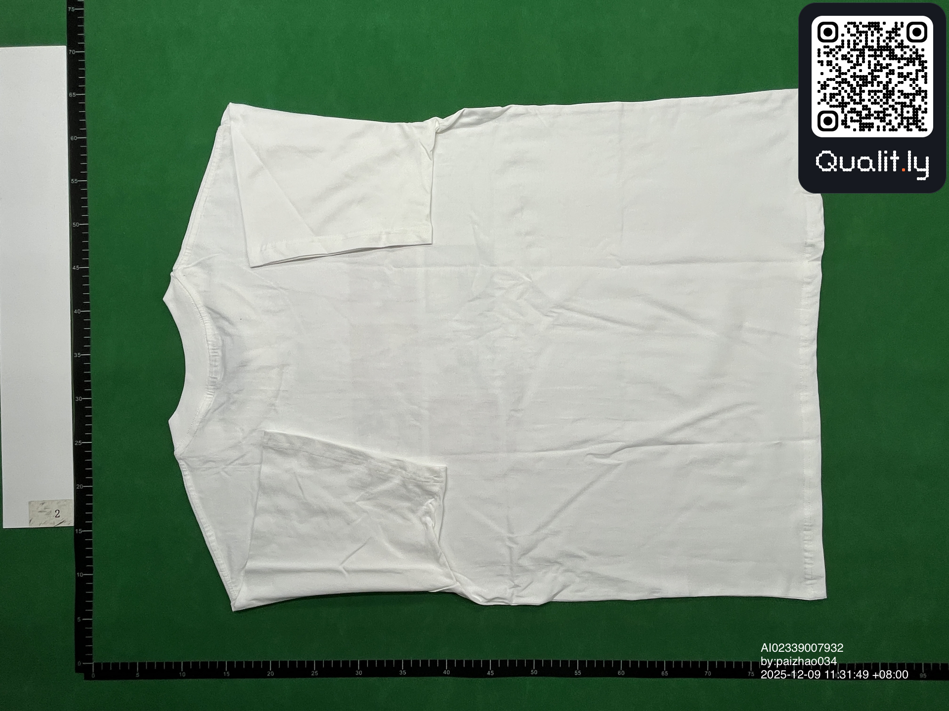 T-shirt — QC-foto 2 av 4