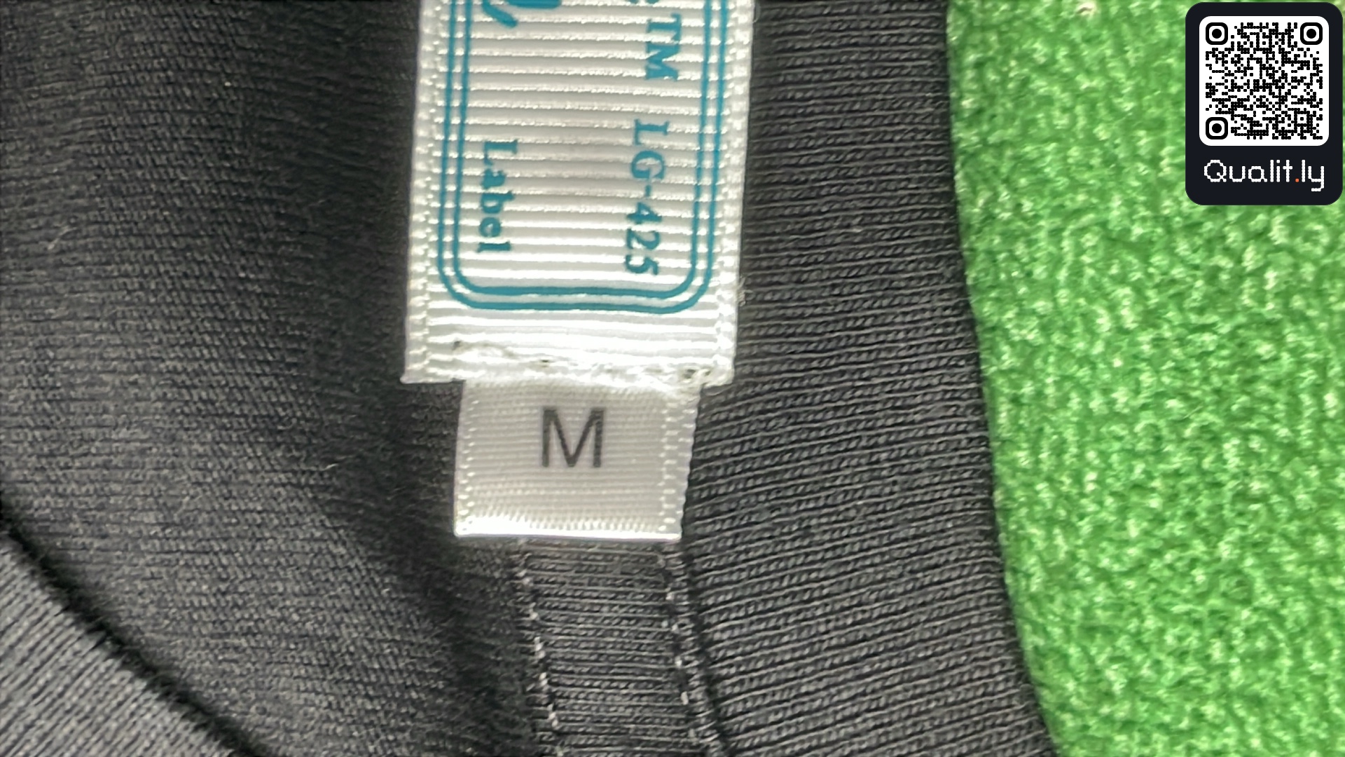 T-Shirt — QC-Foto 1 von 251