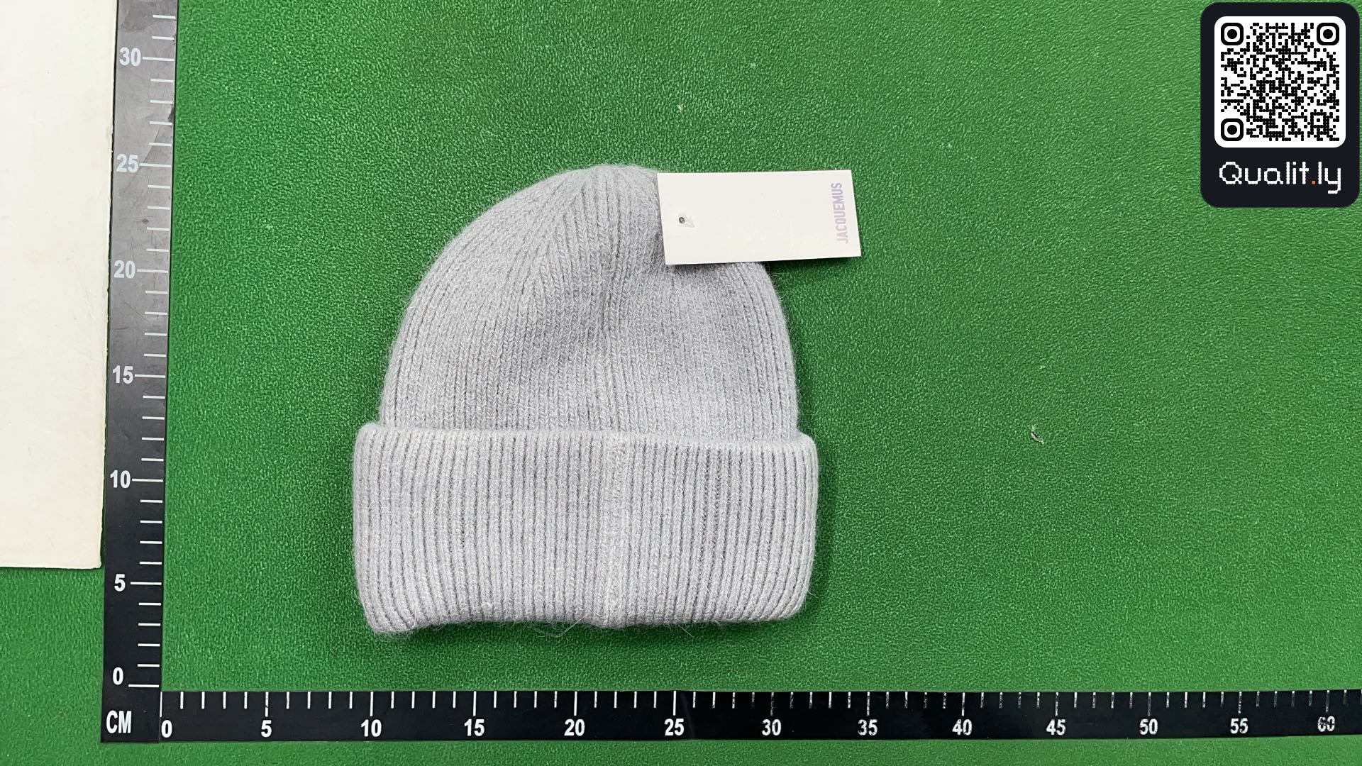 Pet — QC-foto 2 van 3