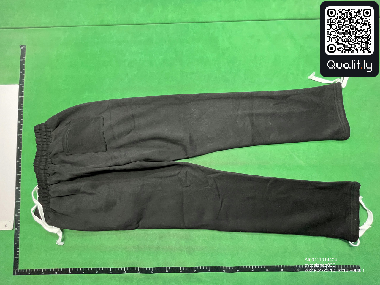 Bluza z kapturem — zdjęcie QC 2 z 38