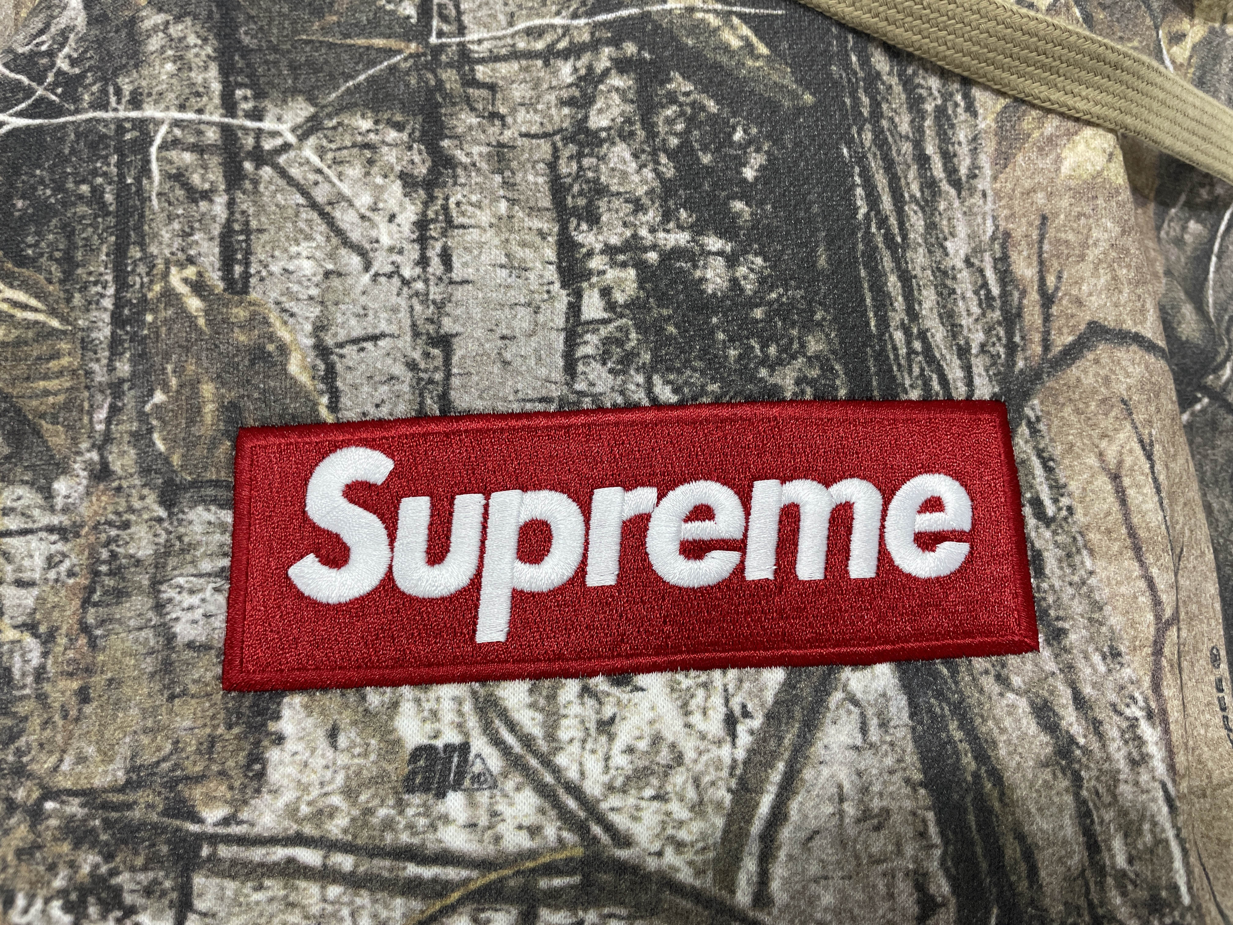 Hoodie QC photo 2 of 86