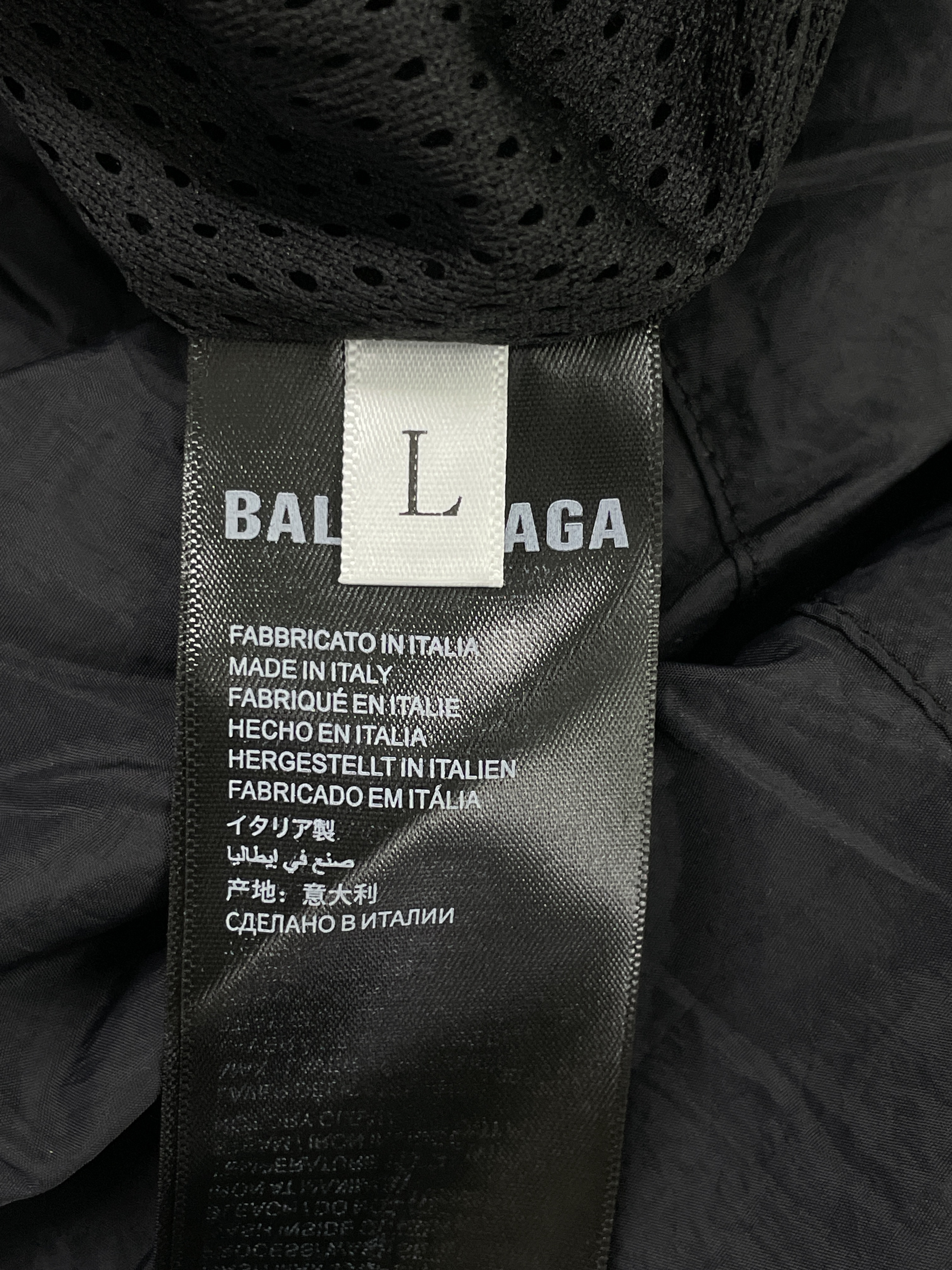 Jacket QC photo 2 of 20