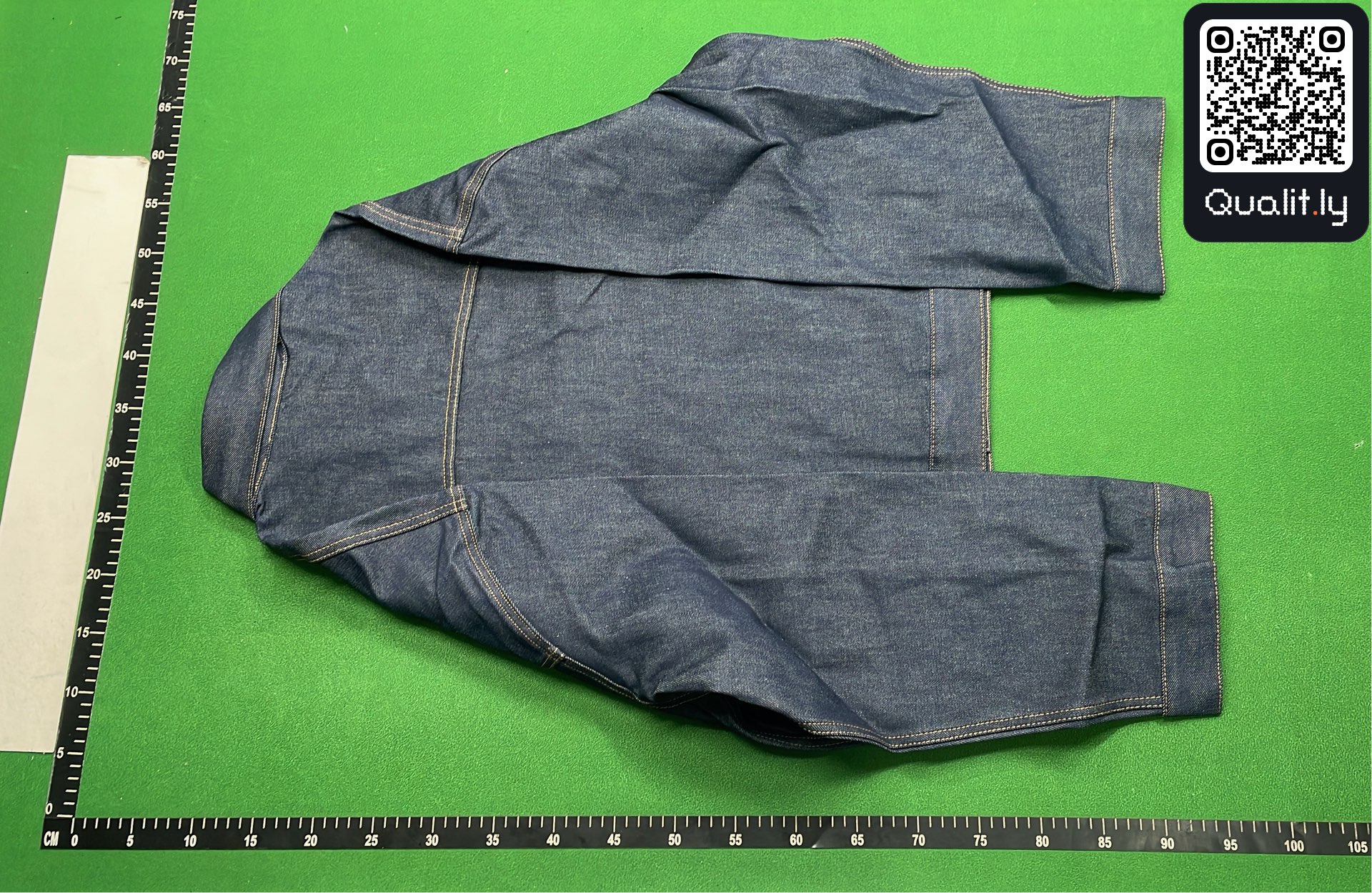 Jacket QC photo 3 of 4