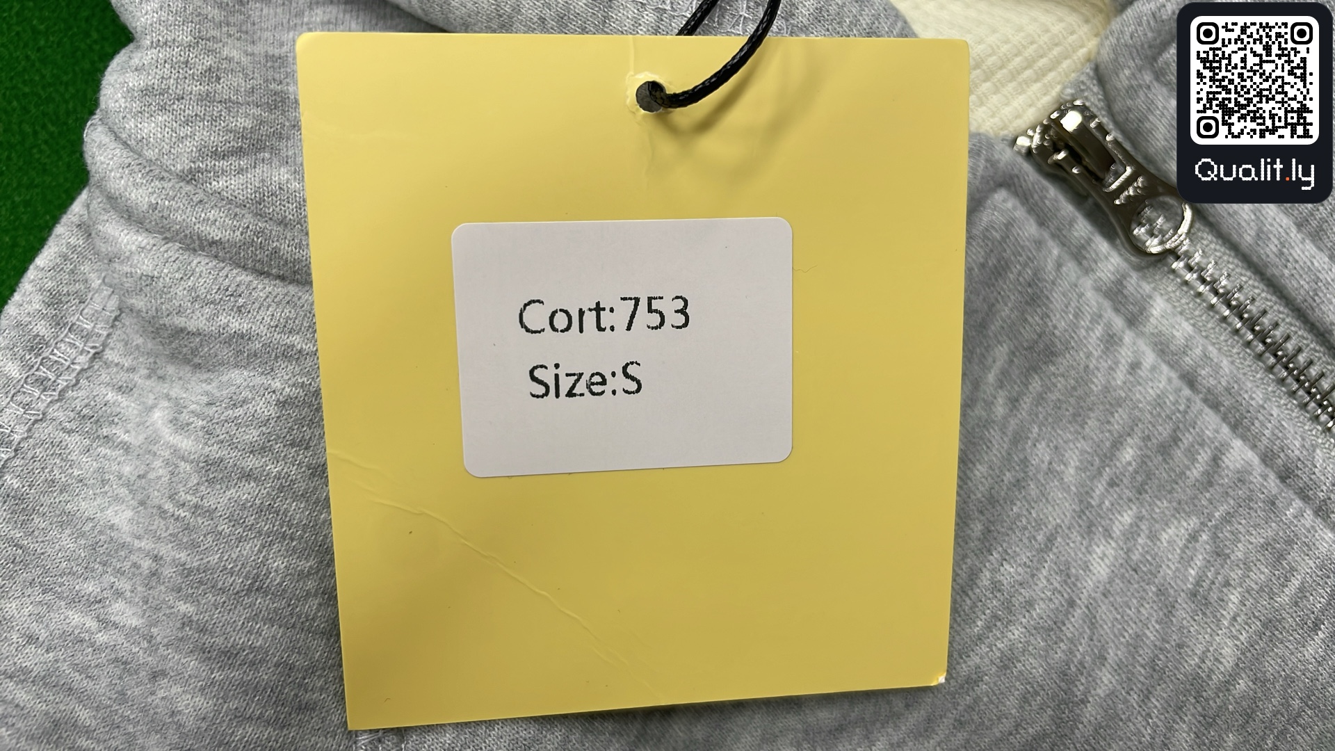Hoodie — QC-foto 1 av 12