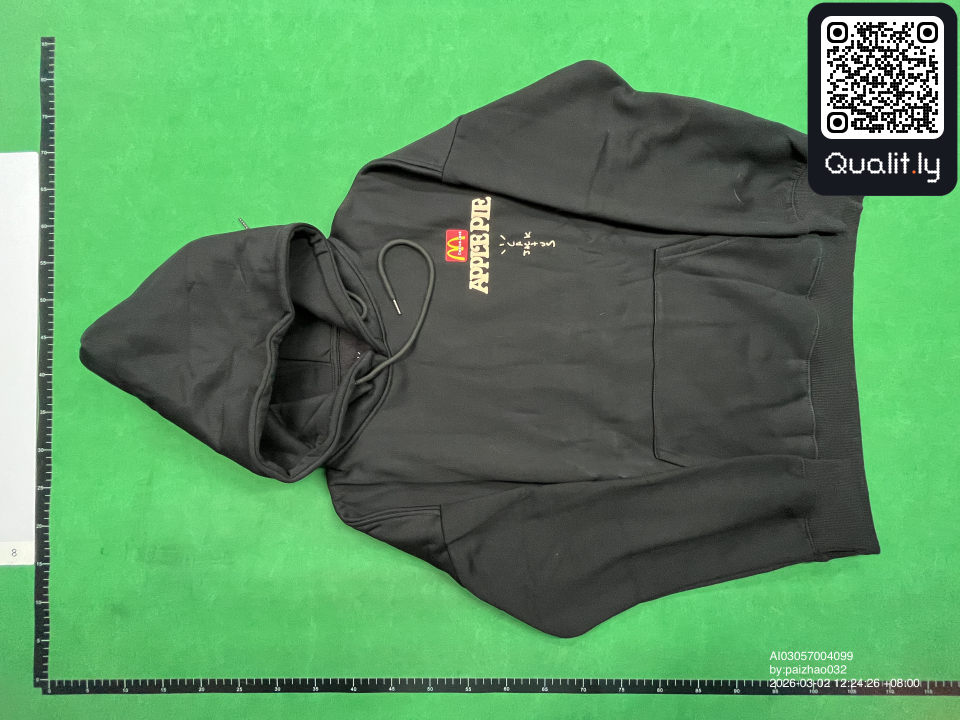 Hoodie QC photo 2 of 30
