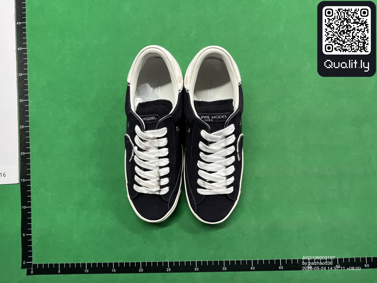 球鞋 QC 照片 2 / 10