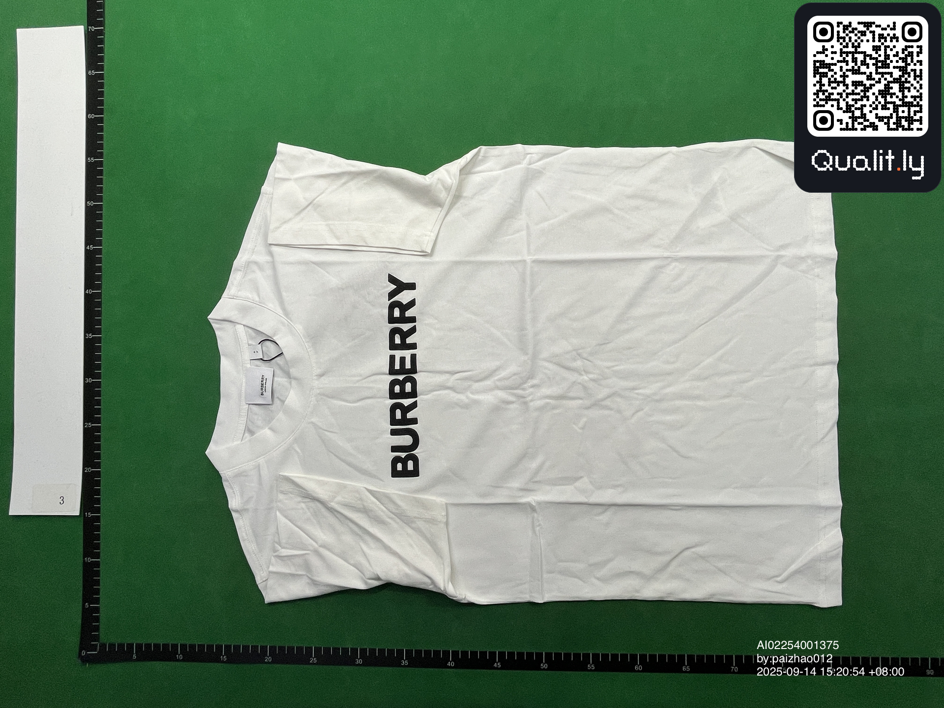T-Shirt — QC-Foto 3 von 30