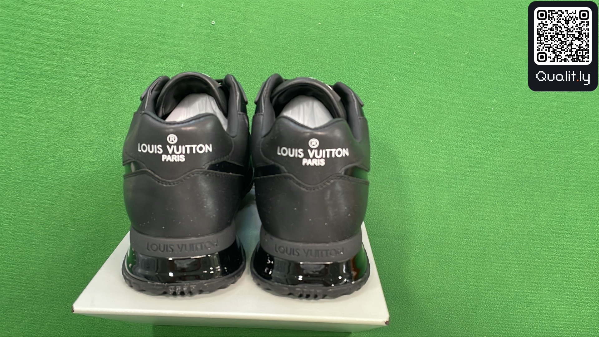 Sneakers — QC-foto 3 av 24