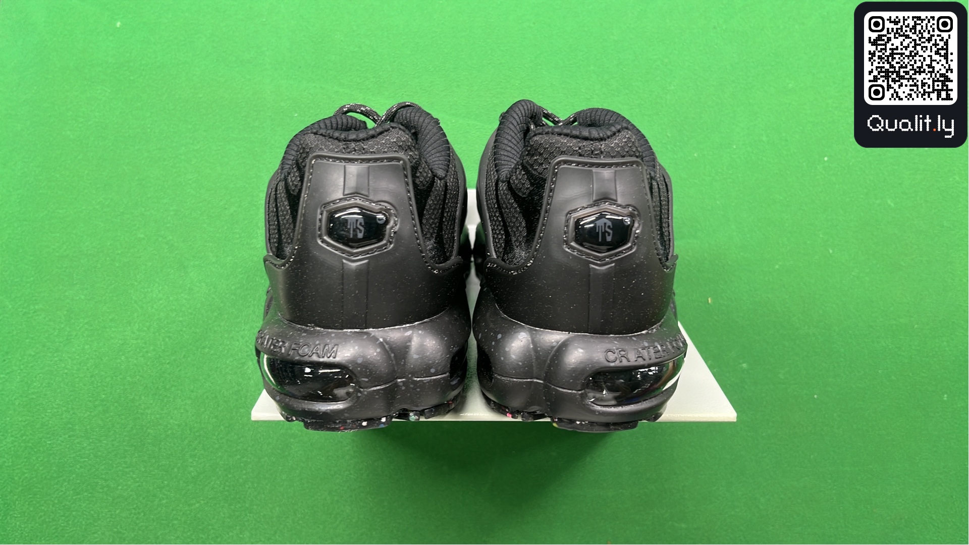 Sneakers QC photo 3 of 18