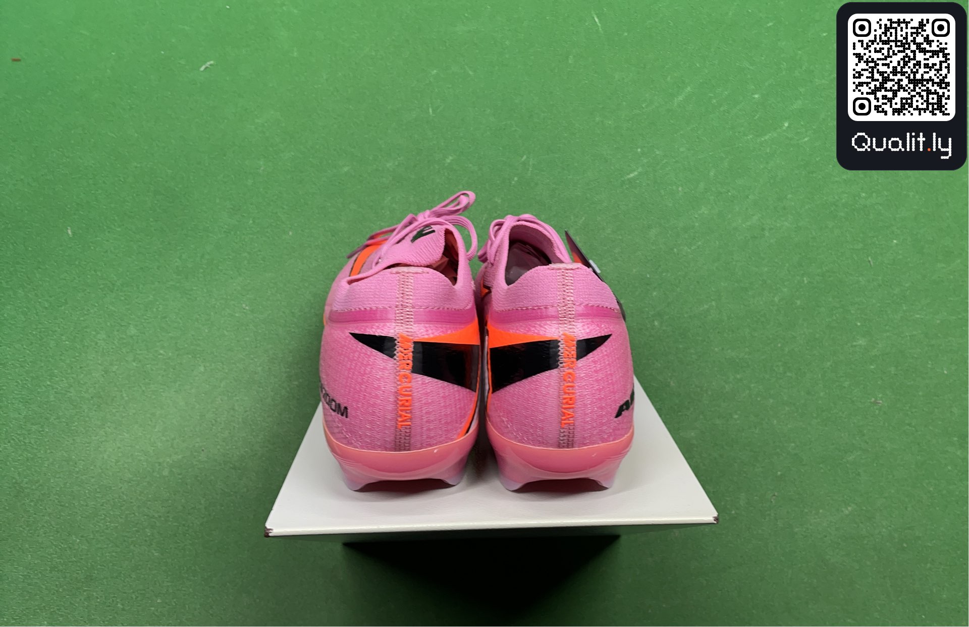 Sneakers — QC-foto 3 av 36