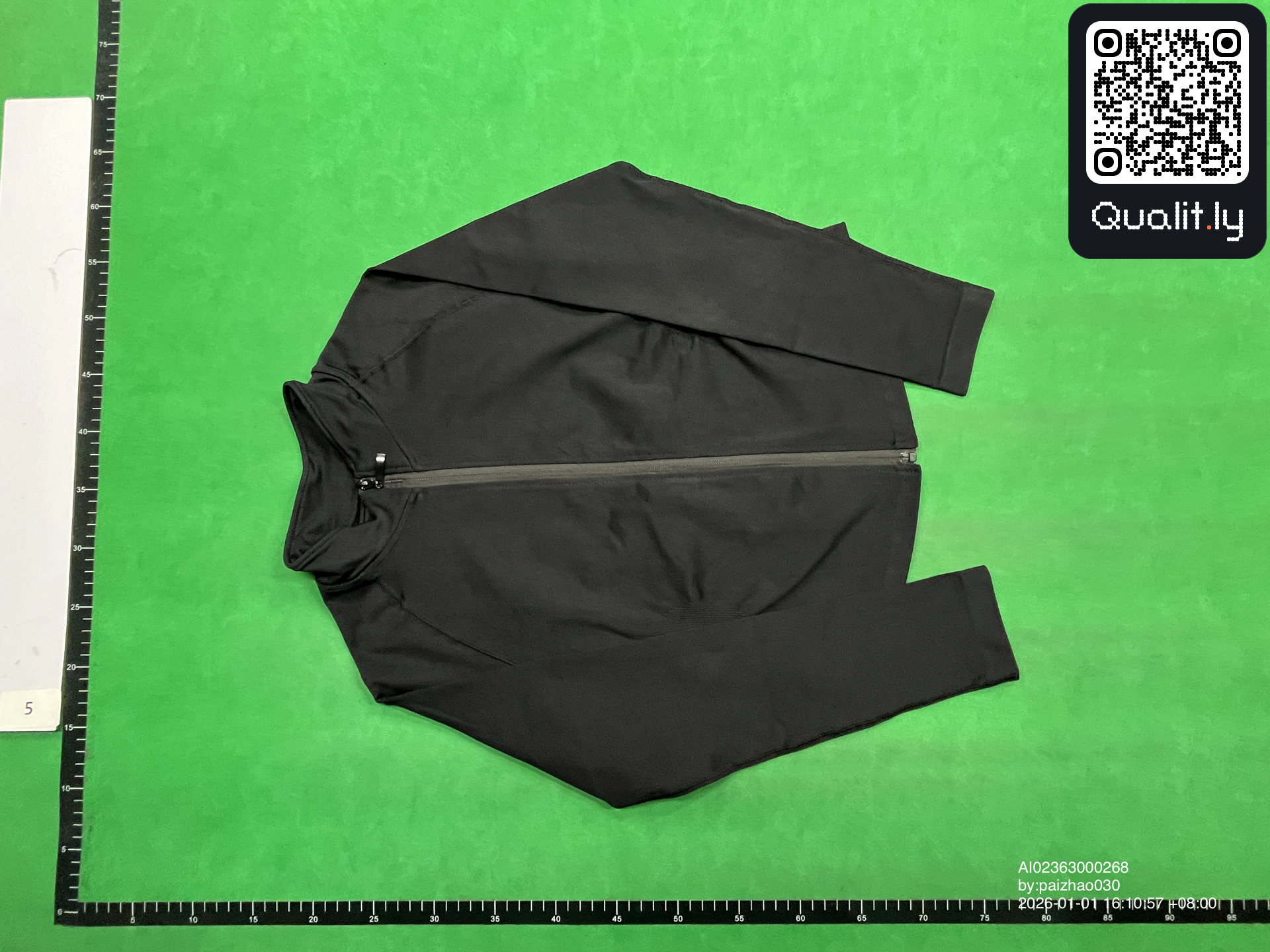 Jacket QC photo 3 of 4