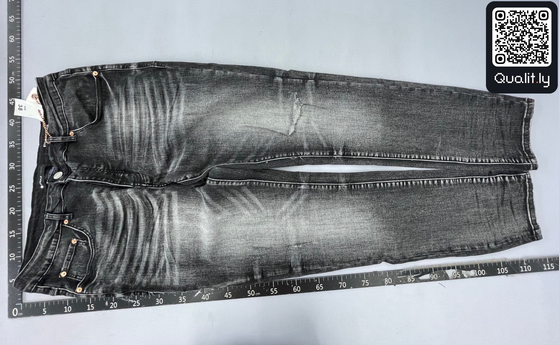 Jeans — QC-foto 2 av 32
