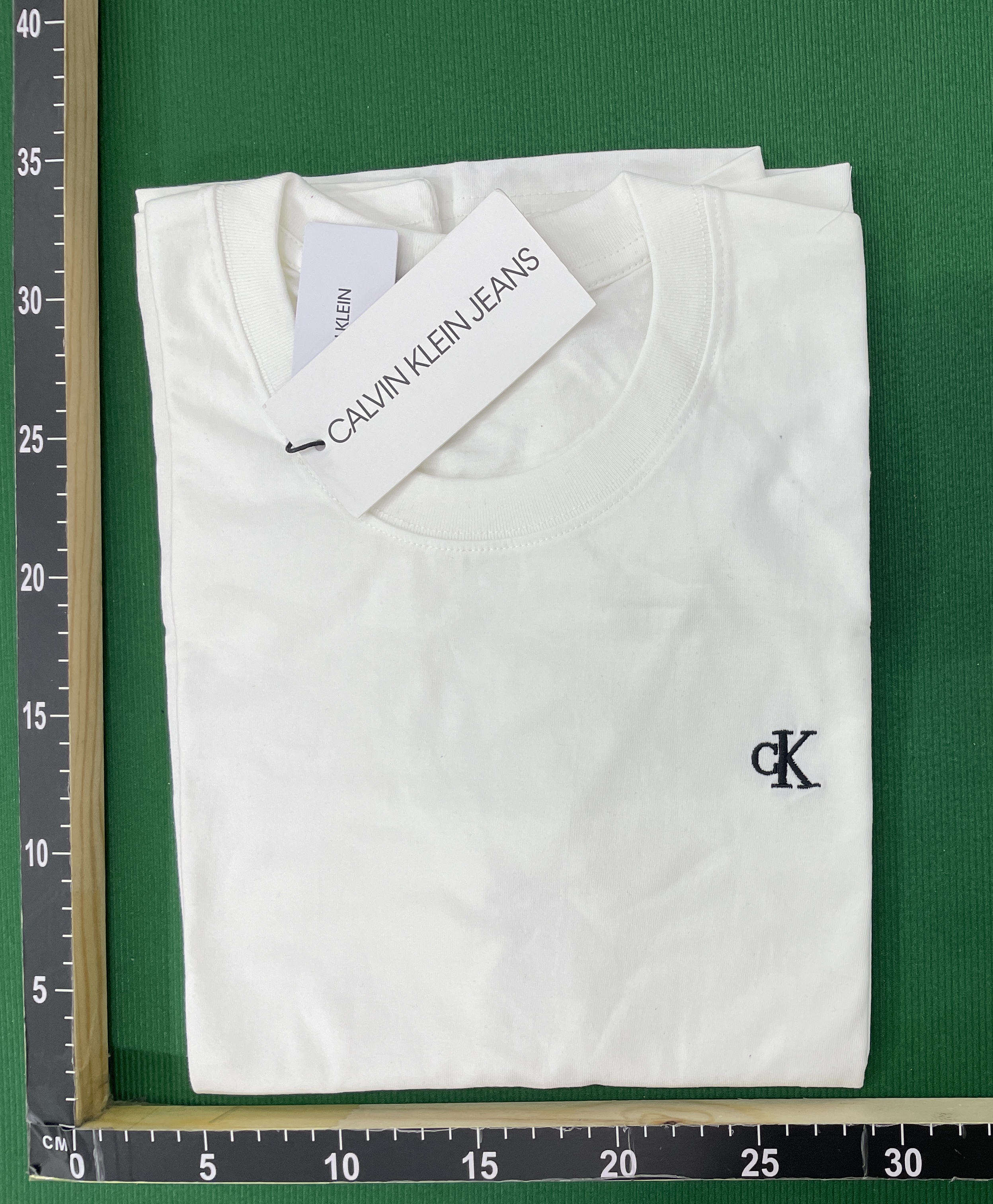 Tricou — fotografie QC 2 din 24