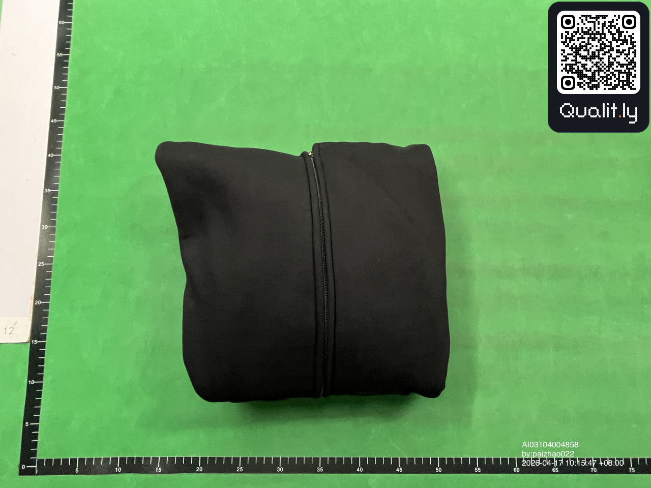Hoodie — QC-foto 1 av 4