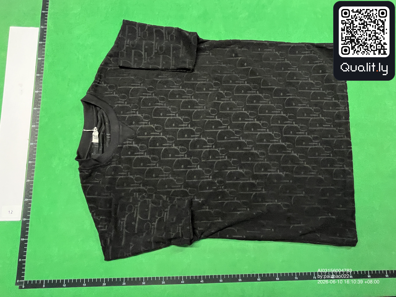 T恤 QC 照片 2 / 249