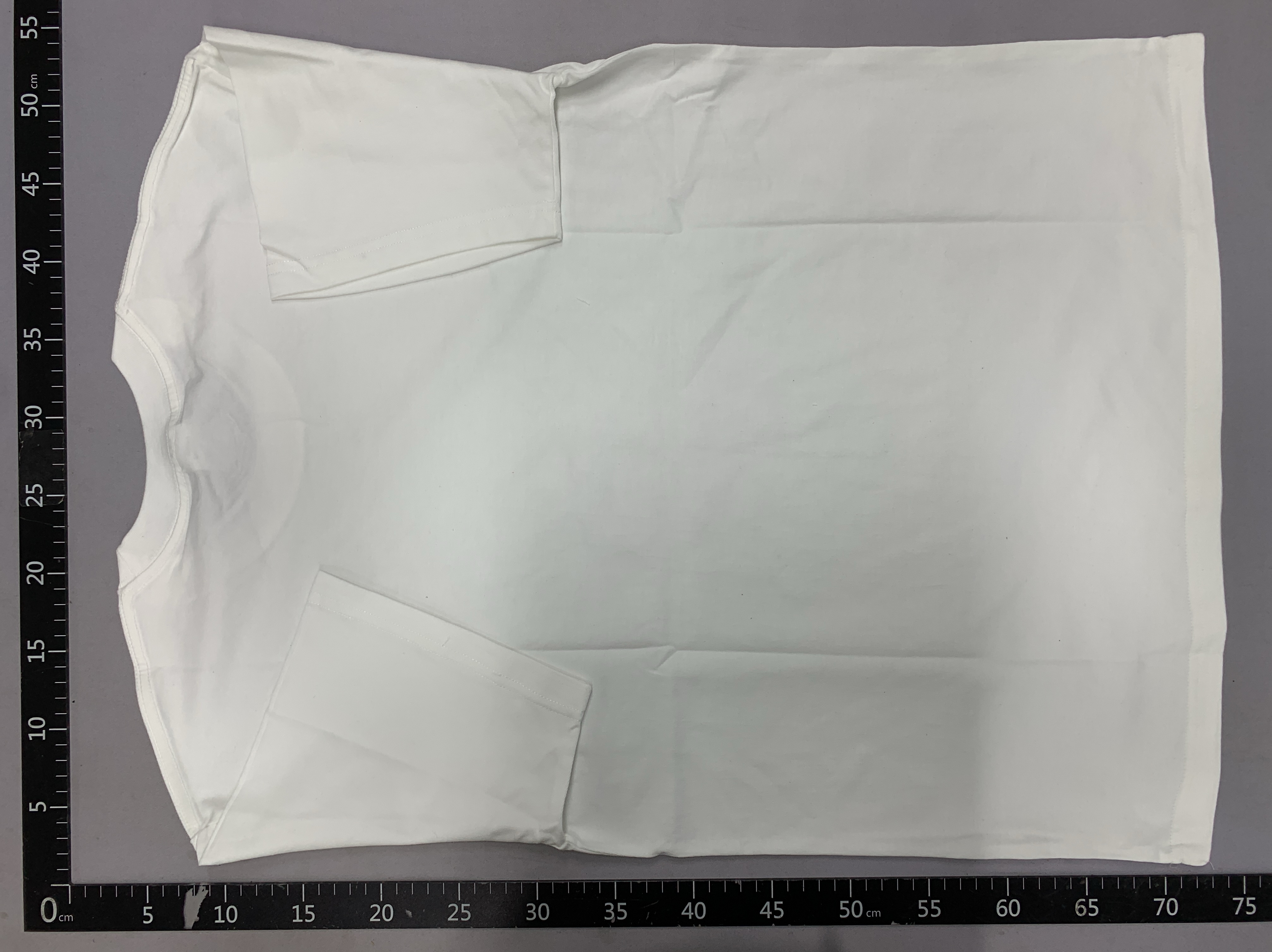 T-shirt — foto QC 2 de 55