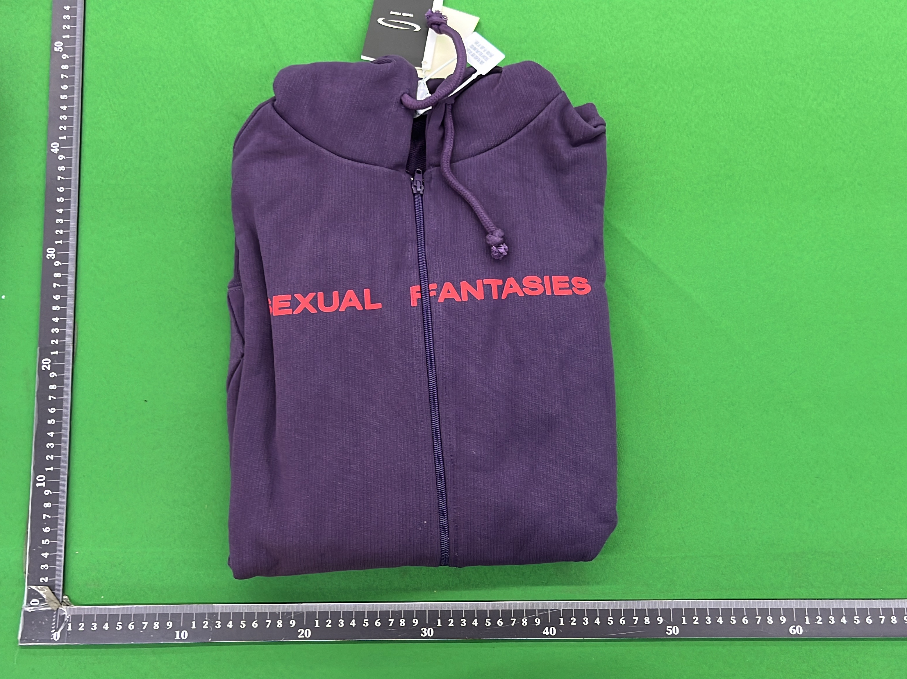 Hoodie — QC-foto 1 av 60