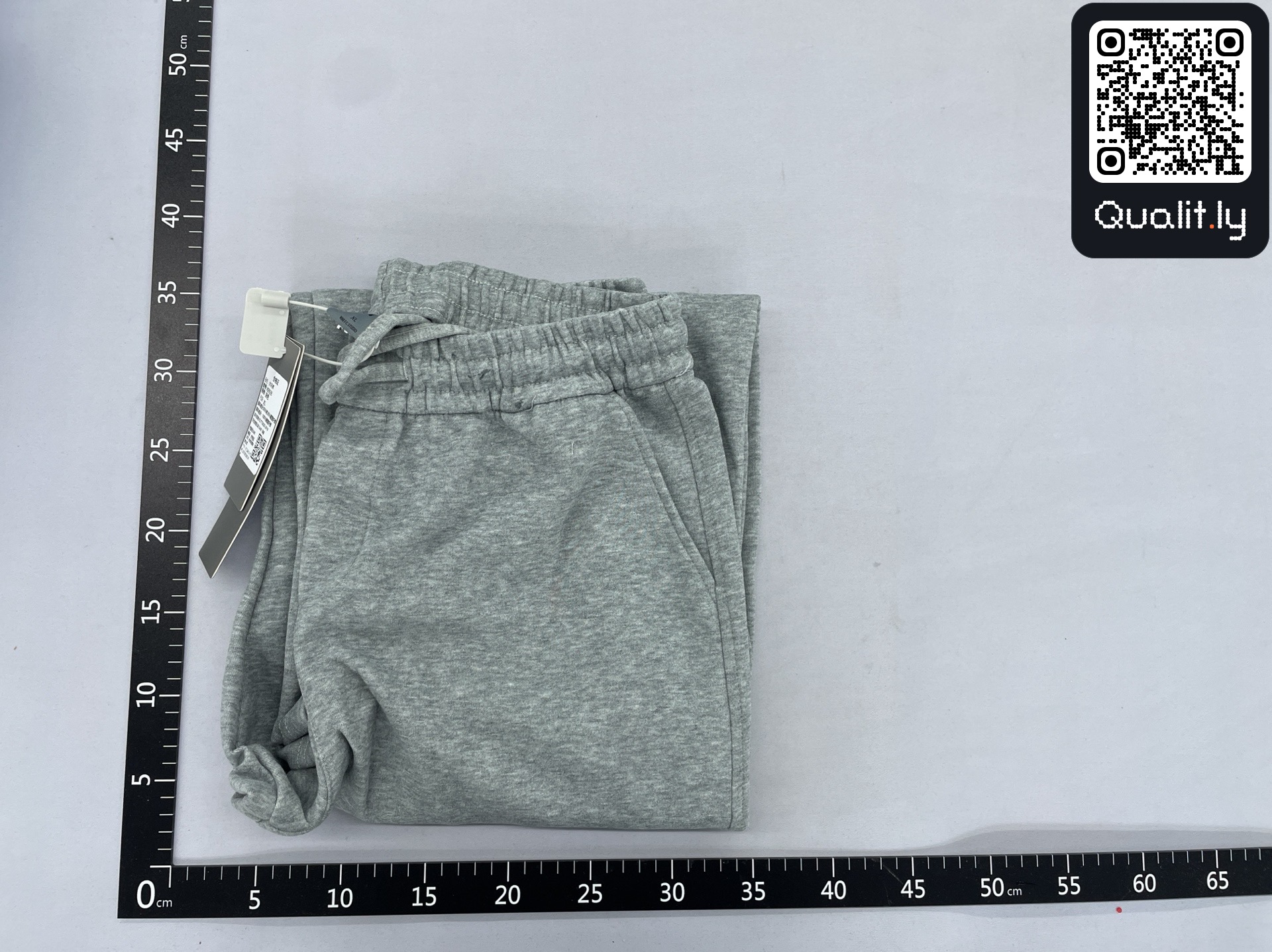 Pantalon — photo QC 1 sur 18