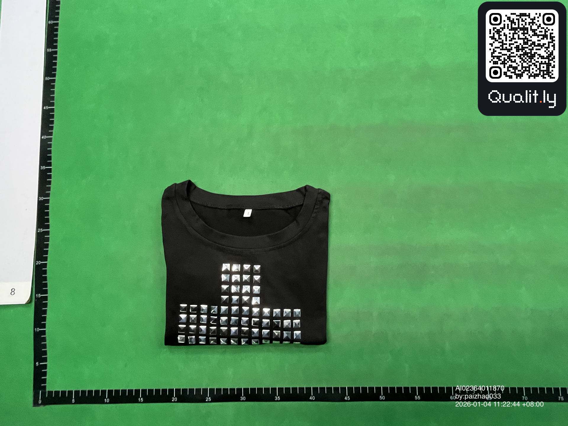 T恤 QC 照片 1 / 4