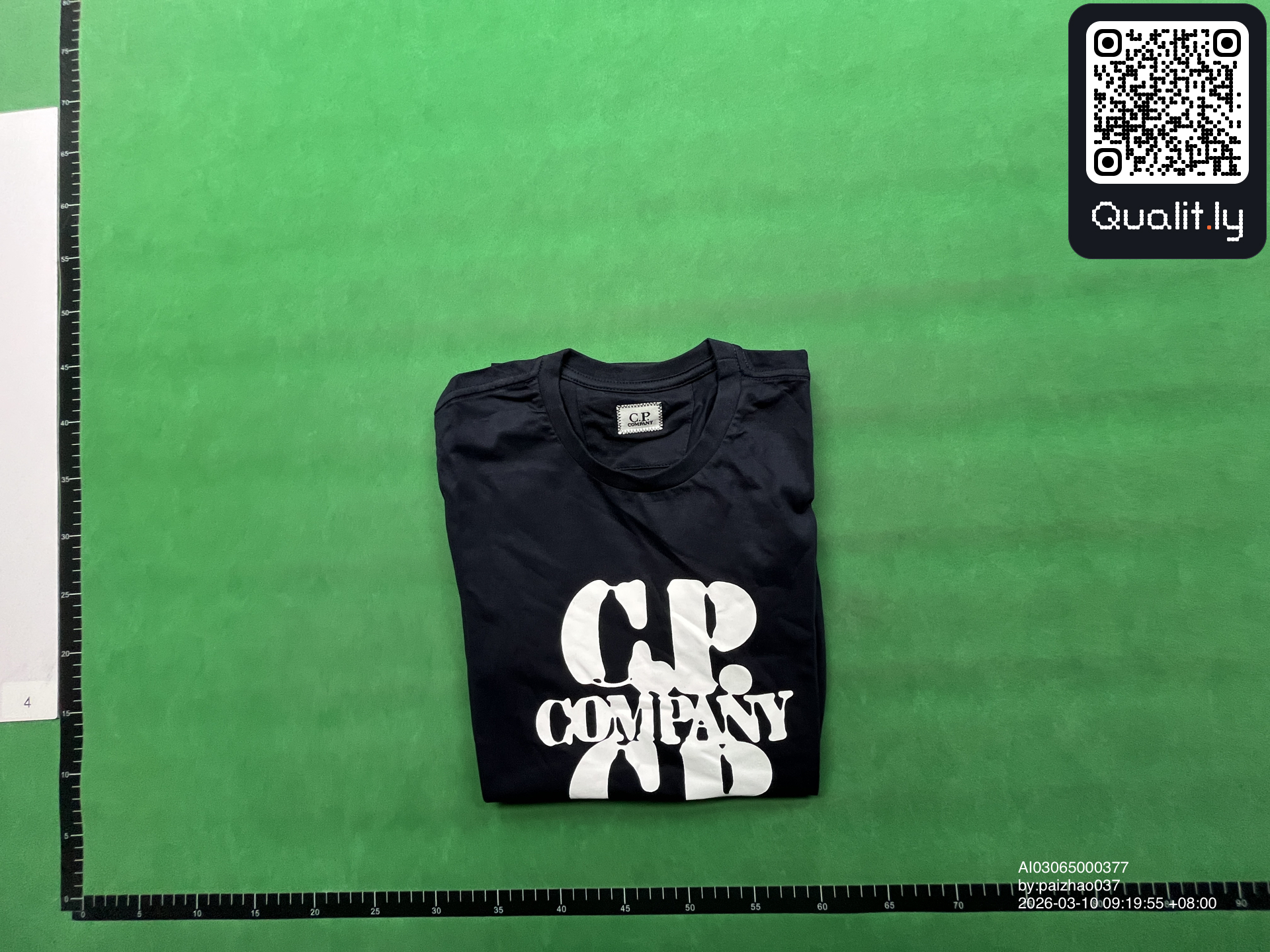 T-shirt — photo QC 1 sur 10