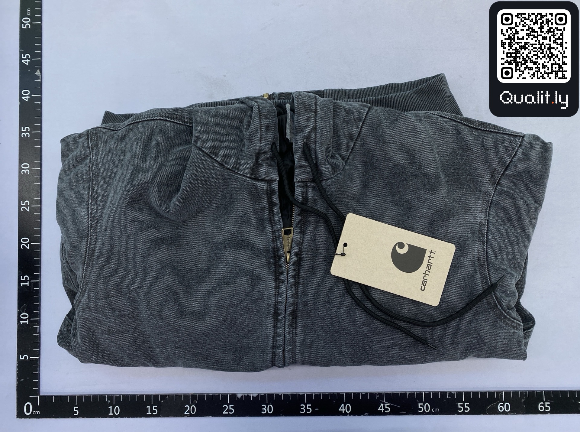 Jacka — QC-foto 1 av 112