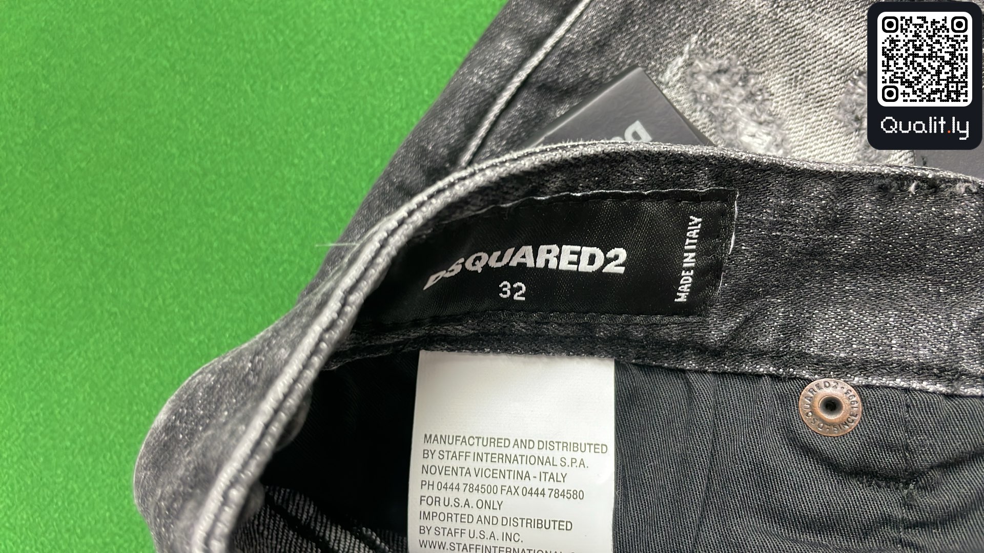 Jeans QC photo 1 of 12